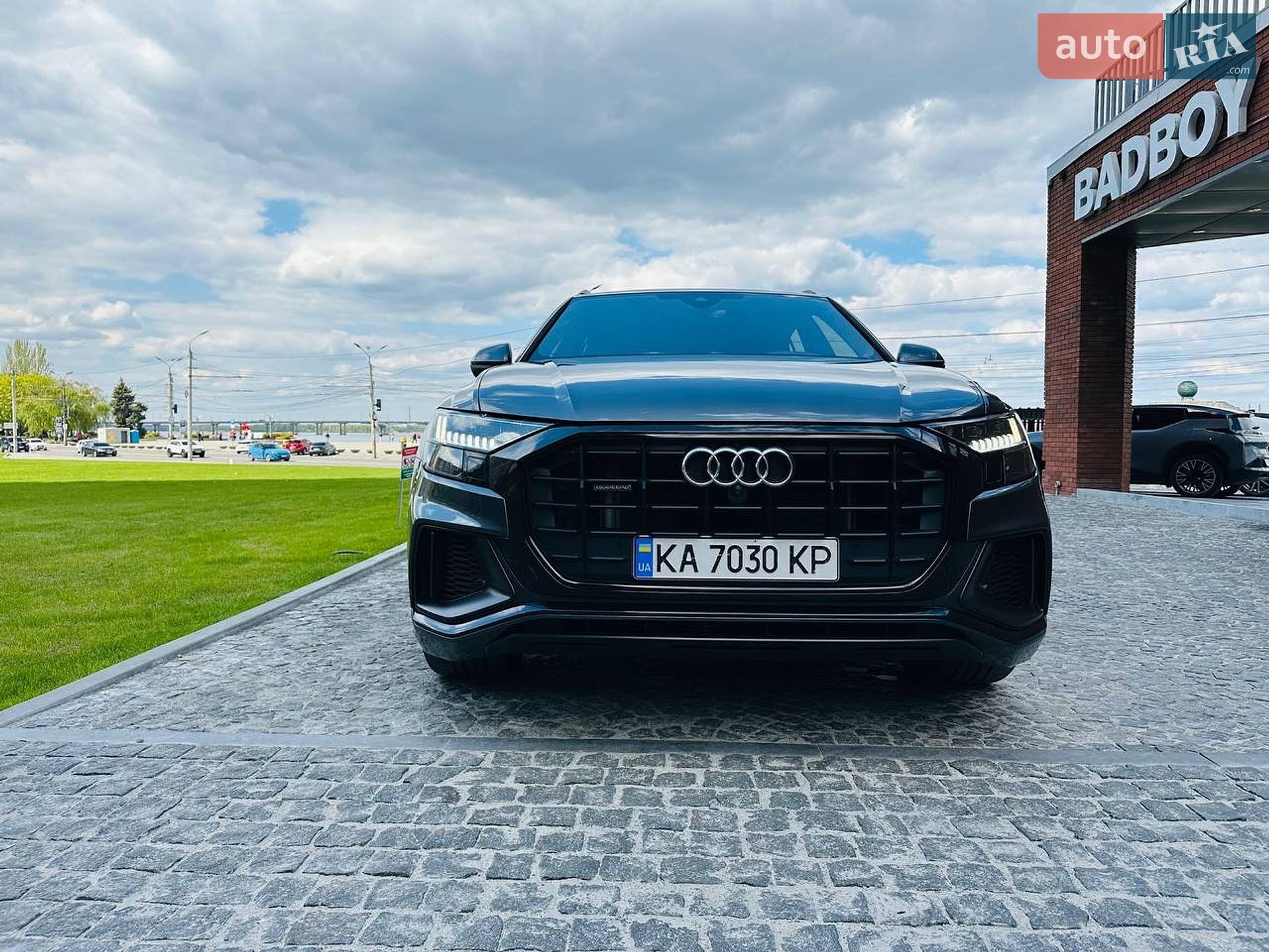 Audi Q8 2023 VIN WAUZZZF11PD035518 фото оголошення 8 з 56