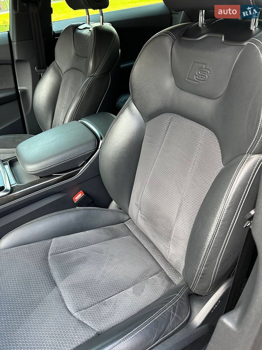 Audi Q8 2023 VIN WAUZZZF11PD035518 фото оголошення 19 з 56