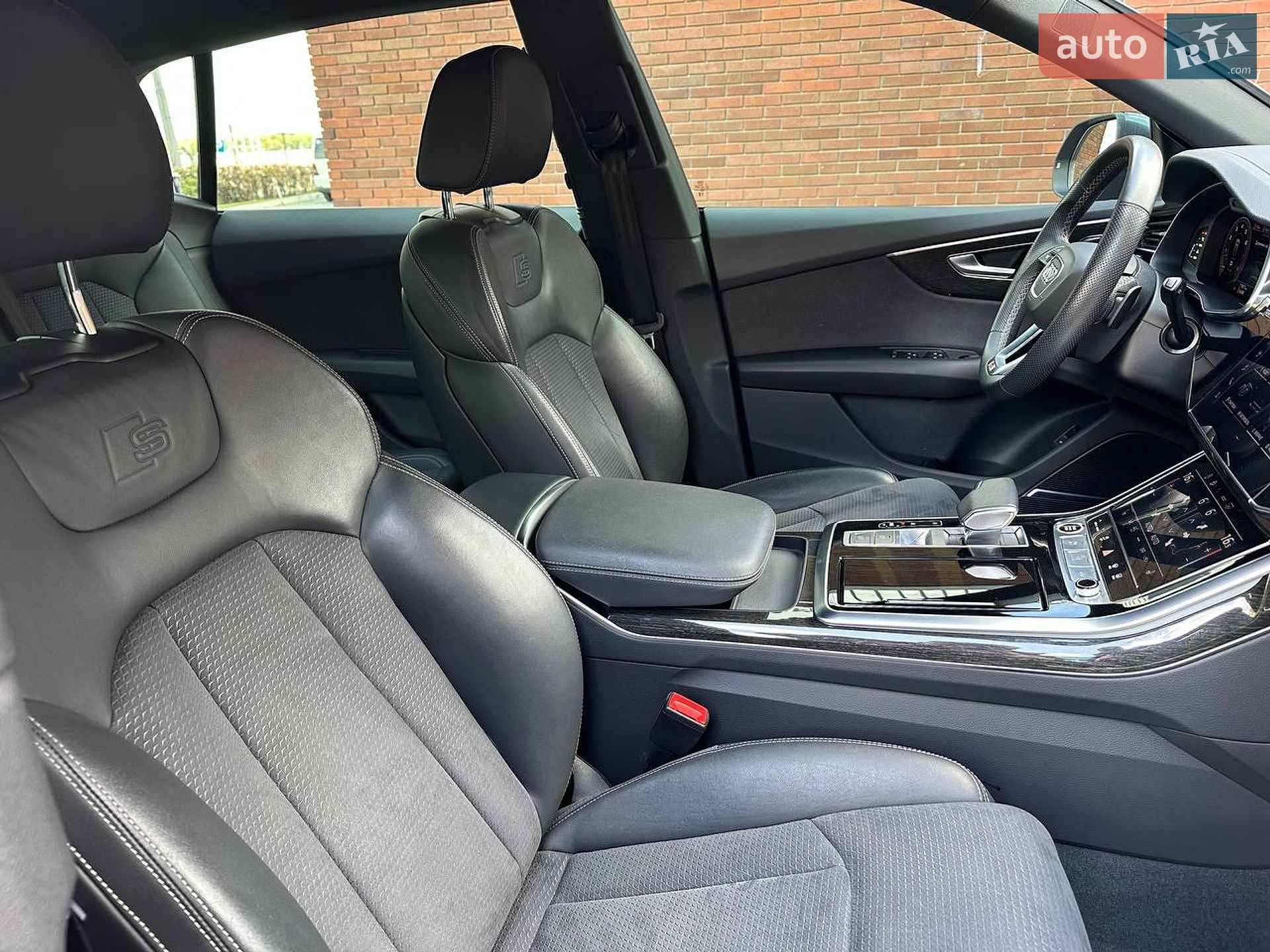 Audi Q8 2023 VIN WAUZZZF11PD035518 фото оголошення 29 з 56