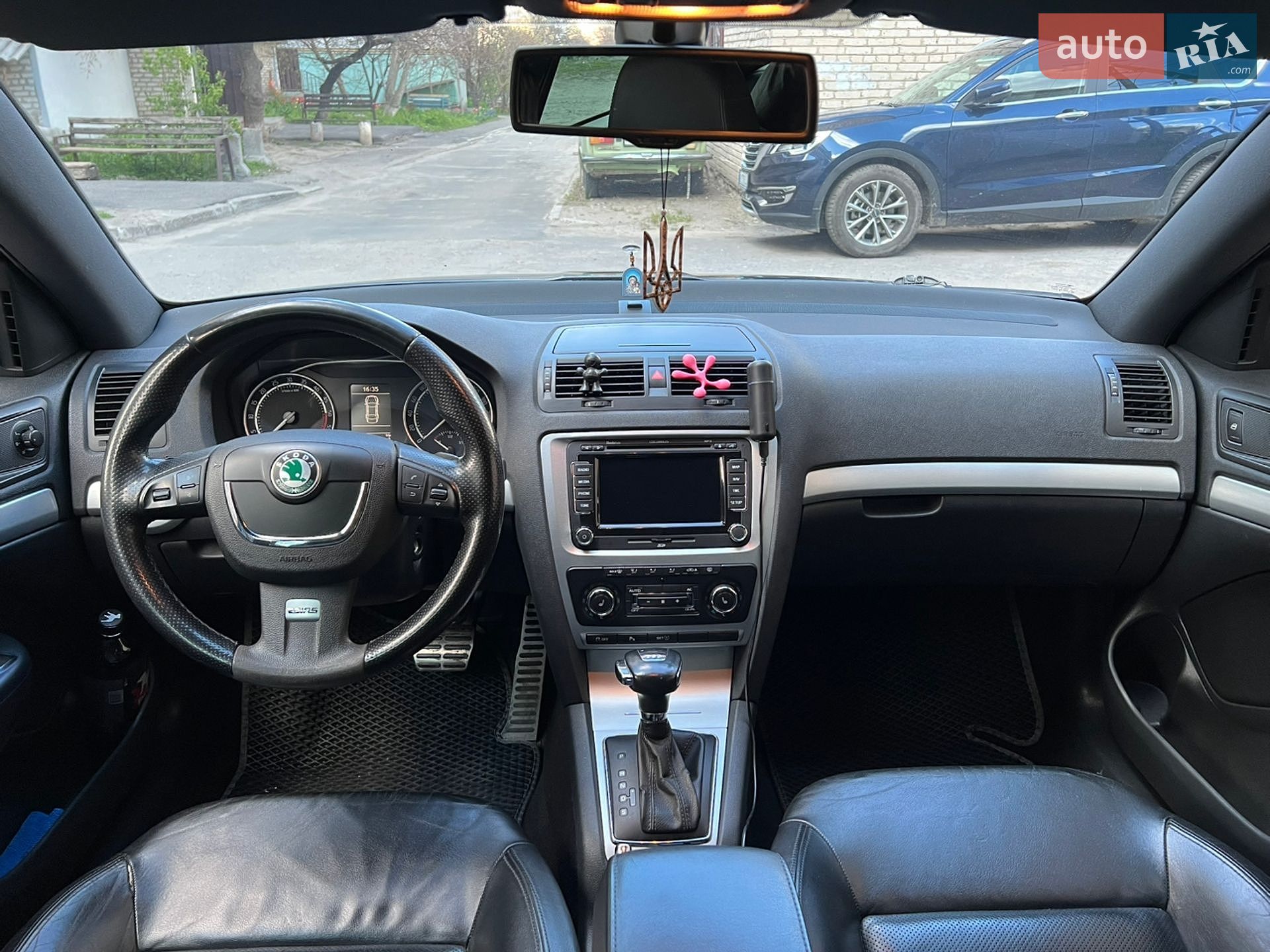 Skoda Octavia 2010 VIN TMBUH61Z4B2083109 фото оголошення 7 з 16