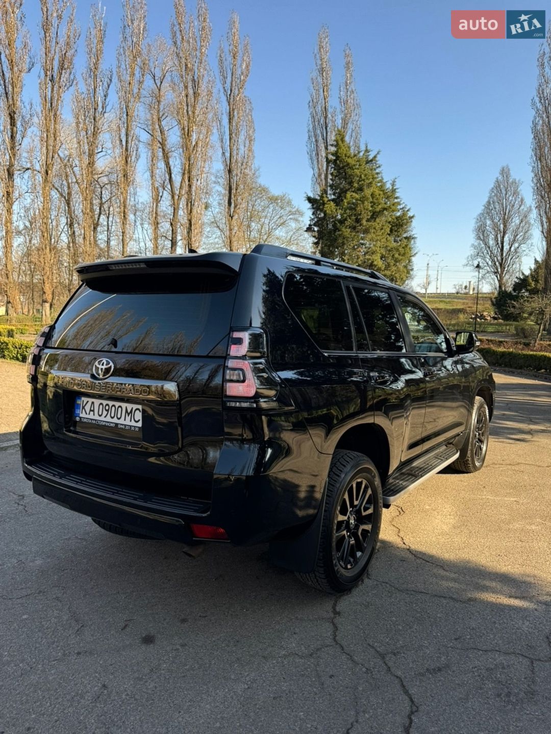 Toyota Land Cruiser Prado 2022 VIN JTEBR3FJ00K246322 фото оголошення 3 з 42