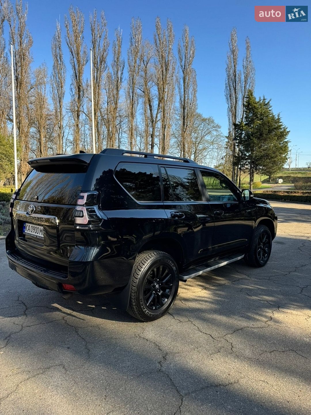 Toyota Land Cruiser Prado 2022 VIN JTEBR3FJ00K246322 фото оголошення 4 з 42