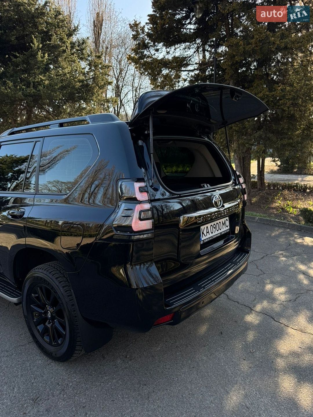 Toyota Land Cruiser Prado 2022 VIN JTEBR3FJ00K246322 фото оголошення 9 з 42