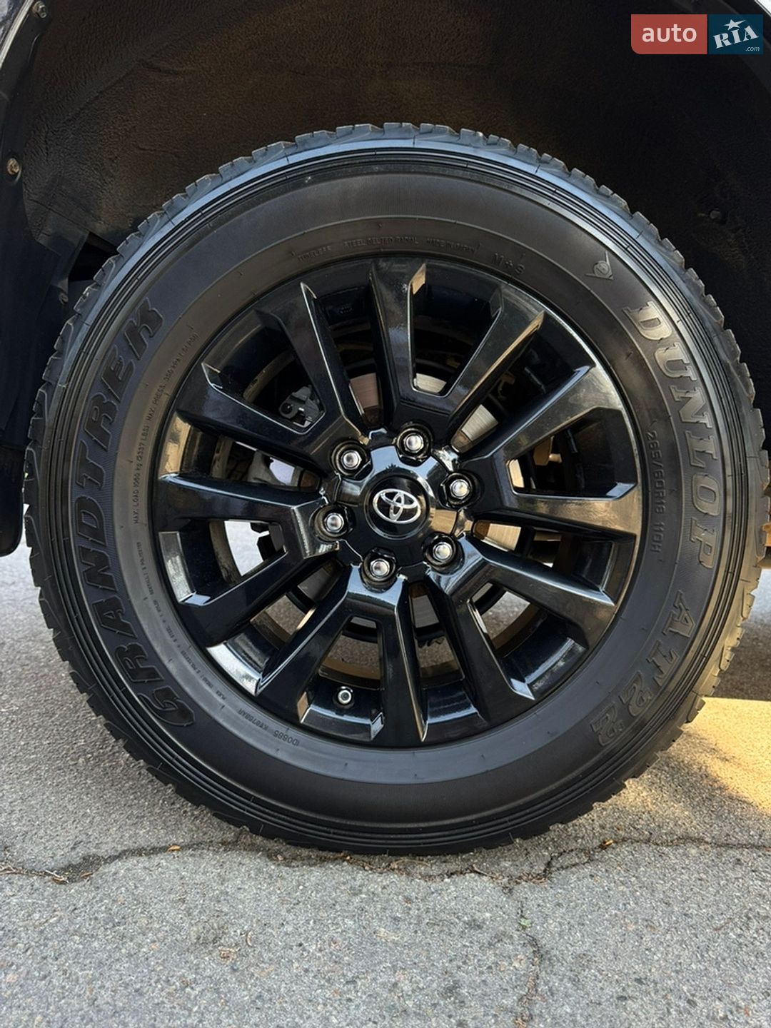 Toyota Land Cruiser Prado 2022 VIN JTEBR3FJ00K246322 фото оголошення 16 з 42