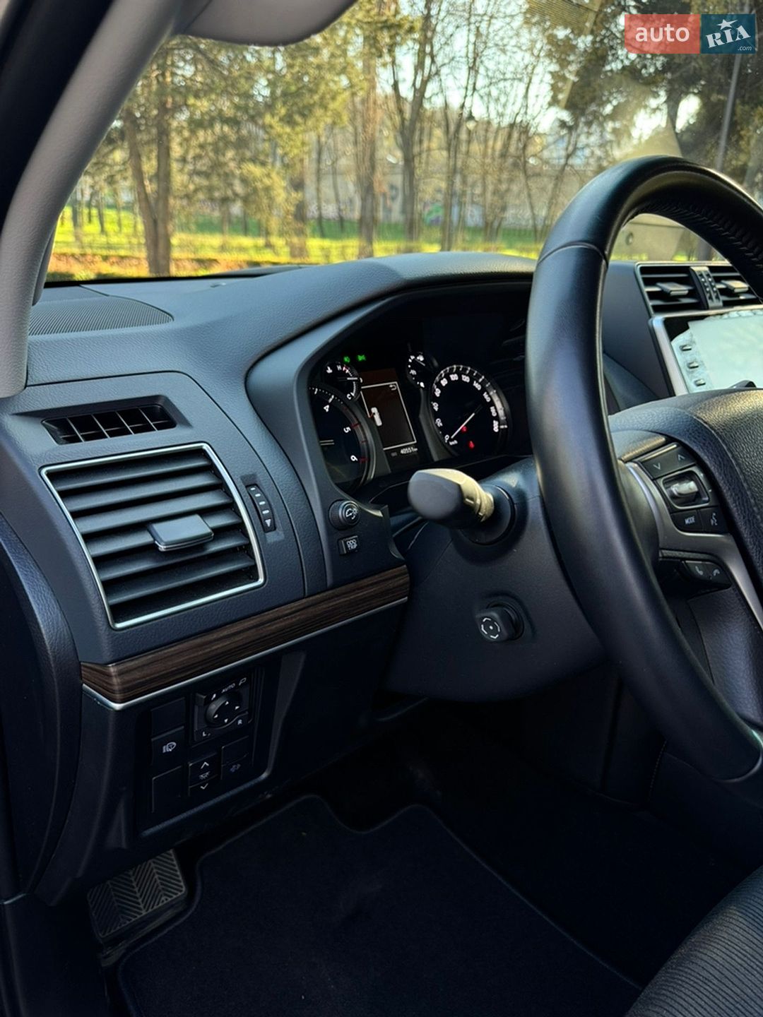 Toyota Land Cruiser Prado 2022 VIN JTEBR3FJ00K246322 фото оголошення 19 з 42