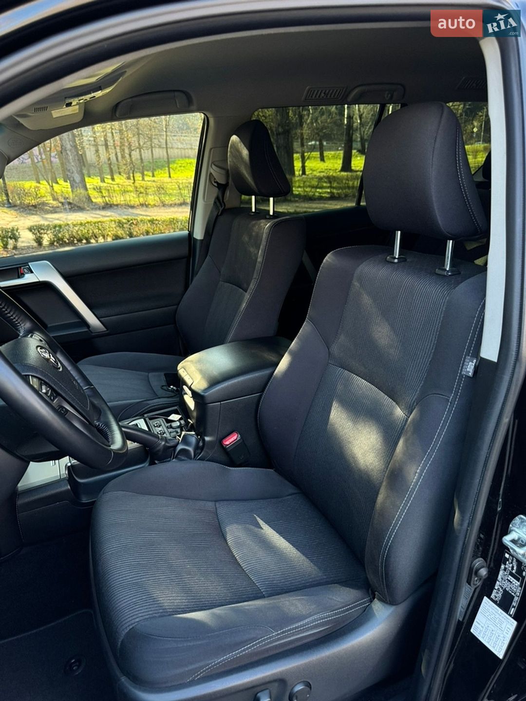 Toyota Land Cruiser Prado 2022 VIN JTEBR3FJ00K246322 фото оголошення 23 з 42