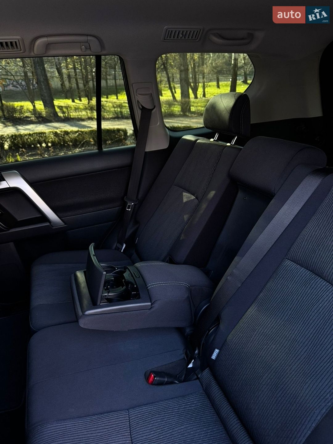 Toyota Land Cruiser Prado 2022 VIN JTEBR3FJ00K246322 фото оголошення 34 з 42