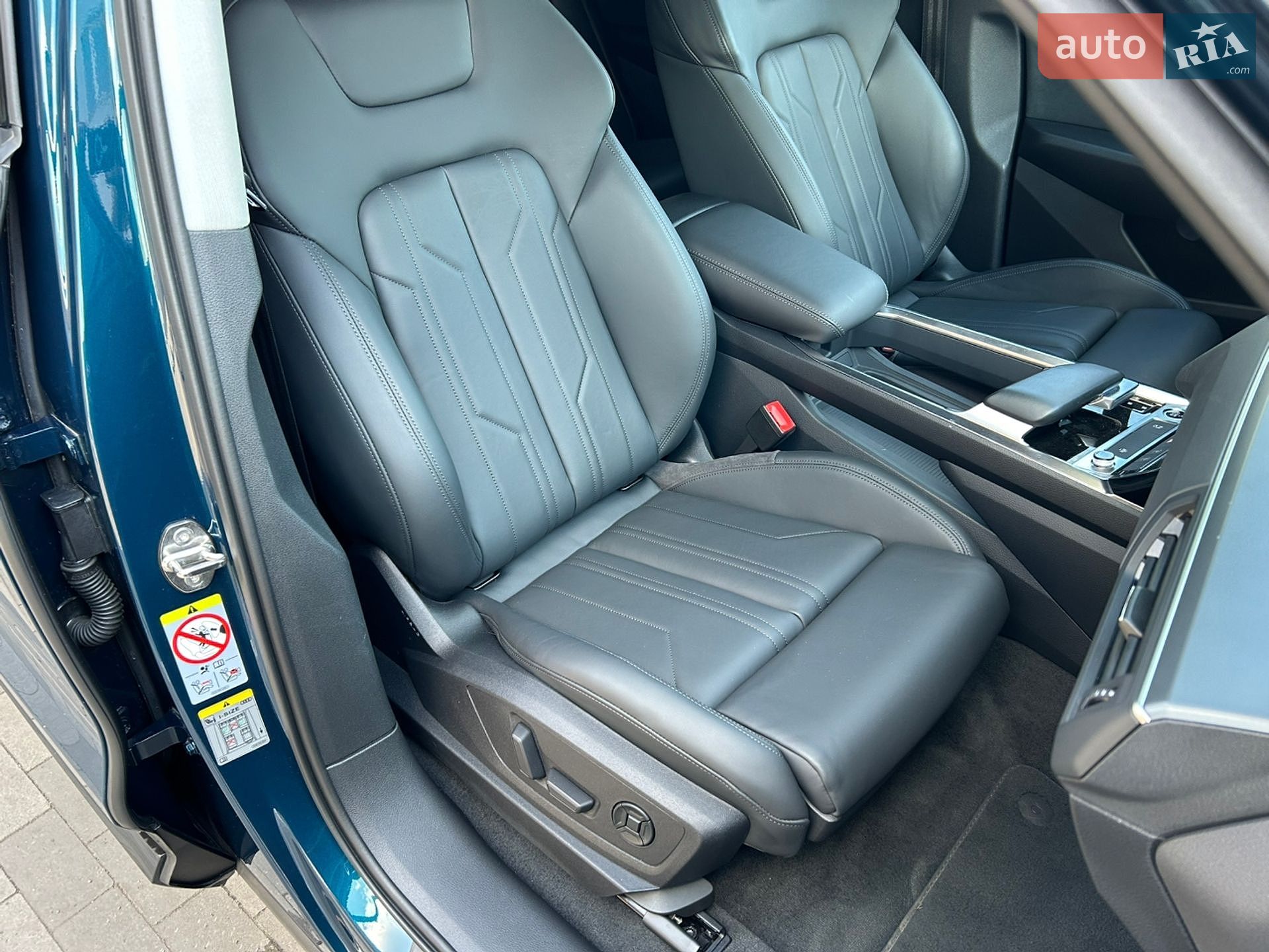 Audi e-tron 2022 VIN WAUZZZGE4PB012828 фото оголошення 3 з 14