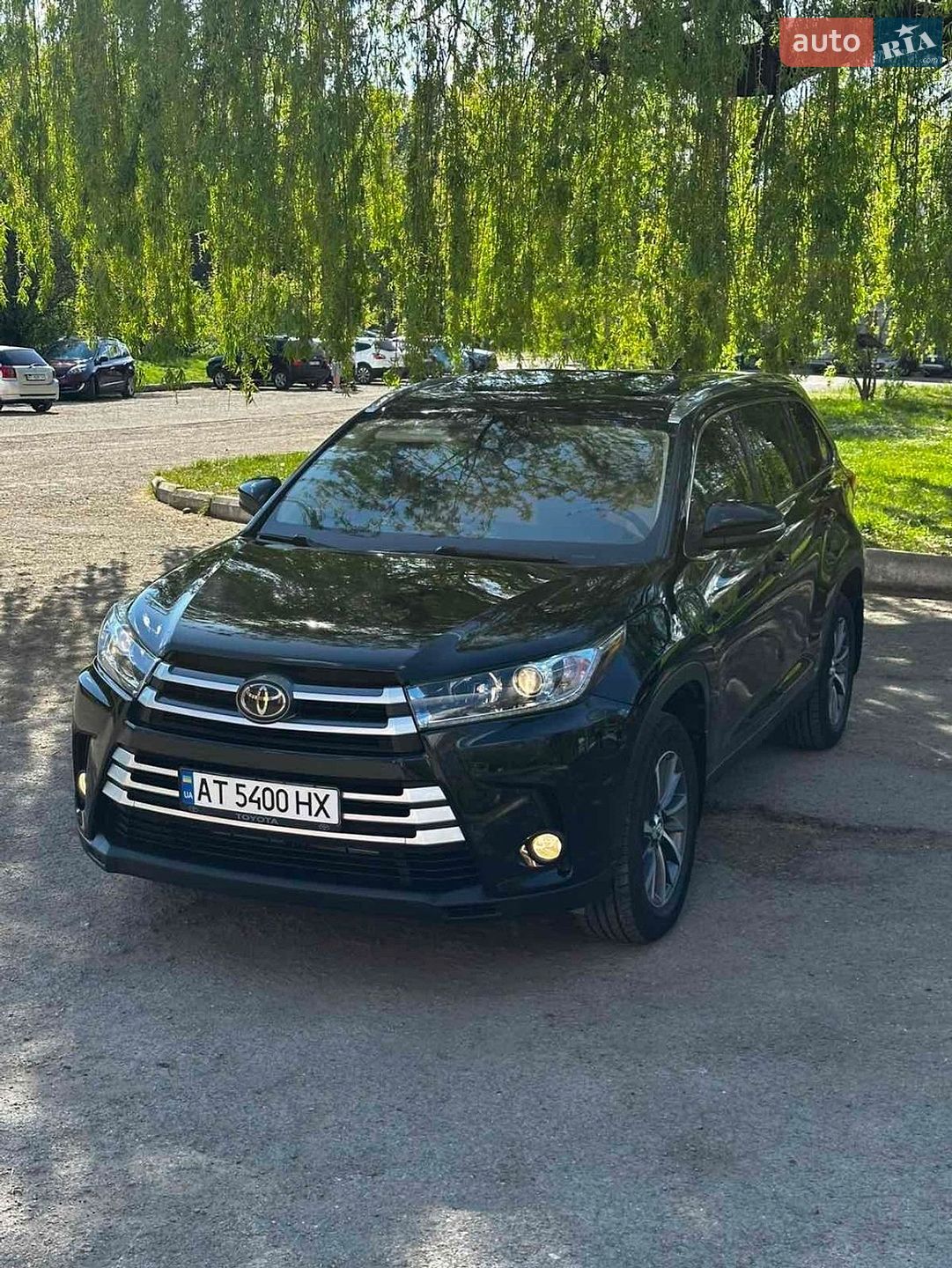 Toyota Highlander 2019 VIN 5TDJZRFH9KS587911 фото оголошення 4 з 45