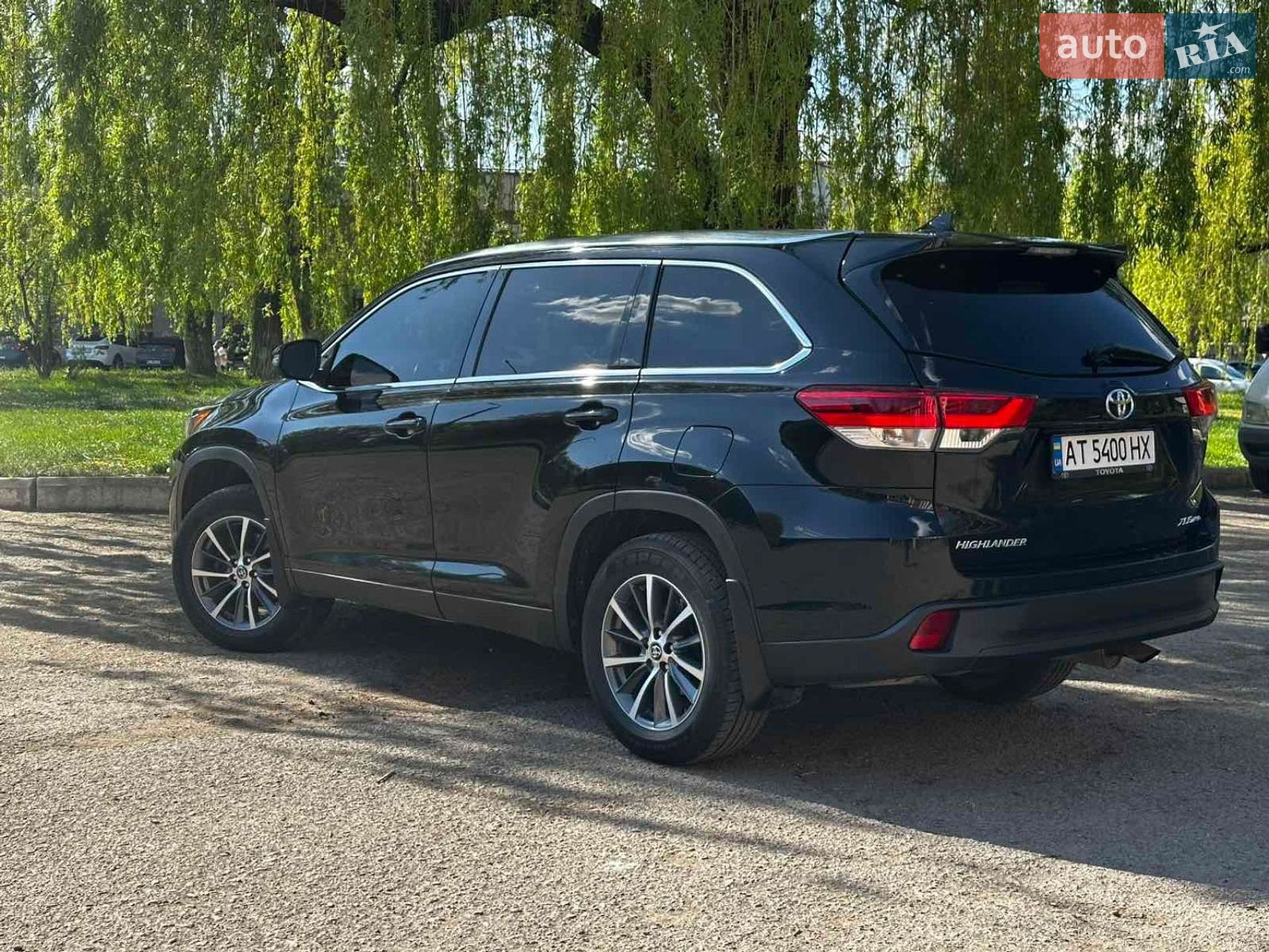 Toyota Highlander 2019 VIN 5TDJZRFH9KS587911 фото оголошення 7 з 45