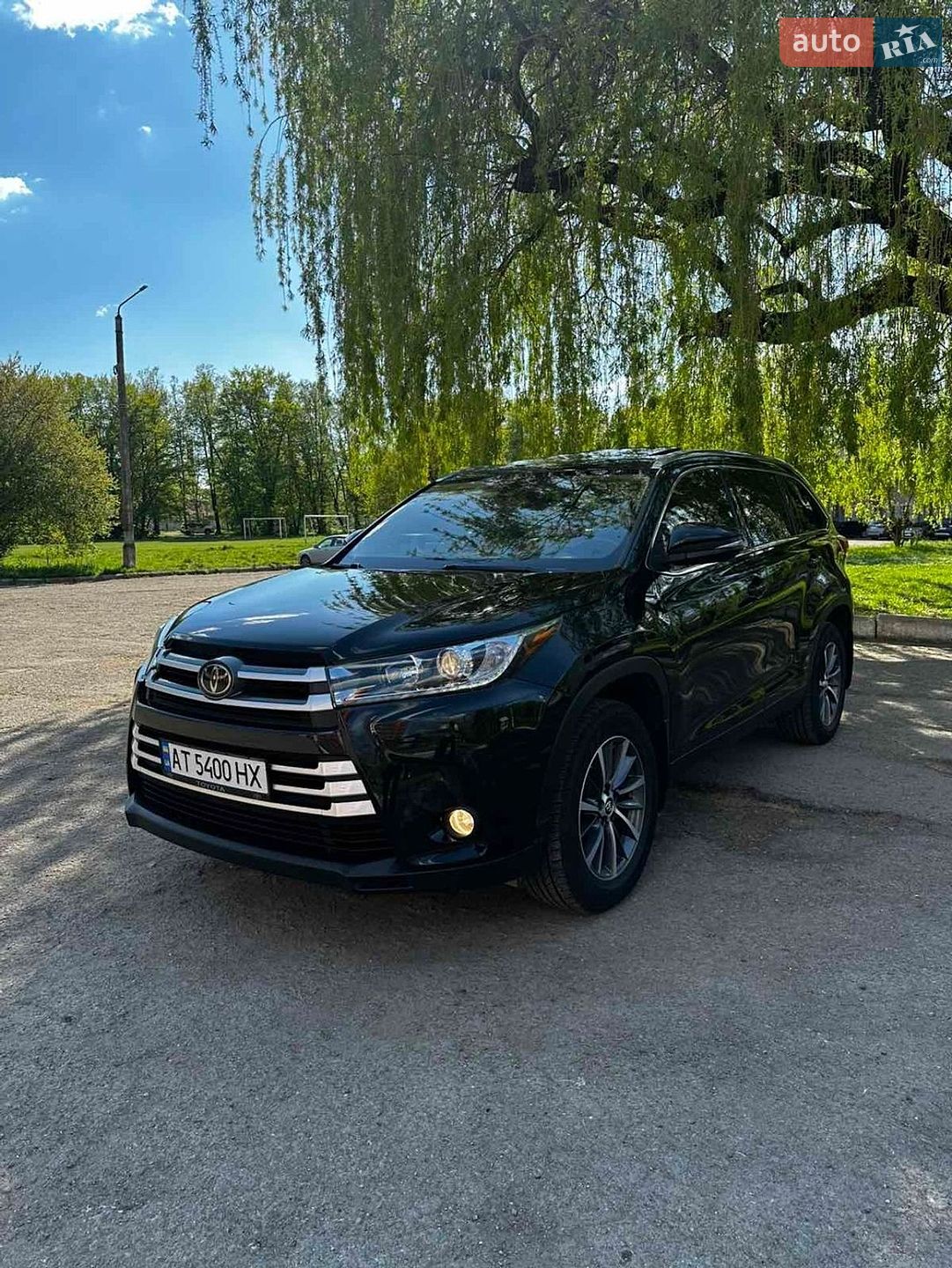 Toyota Highlander 2019 VIN 5TDJZRFH9KS587911 фото оголошення 8 з 45