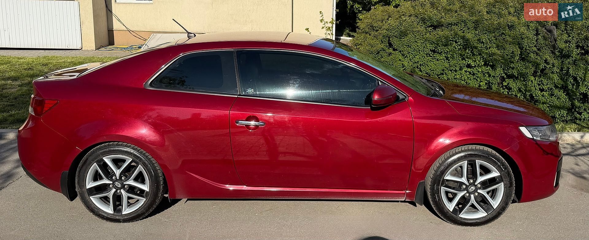 Kia Cerato 2011 VIN KNAFW612BC5527147 фото оголошення 2 з 15
