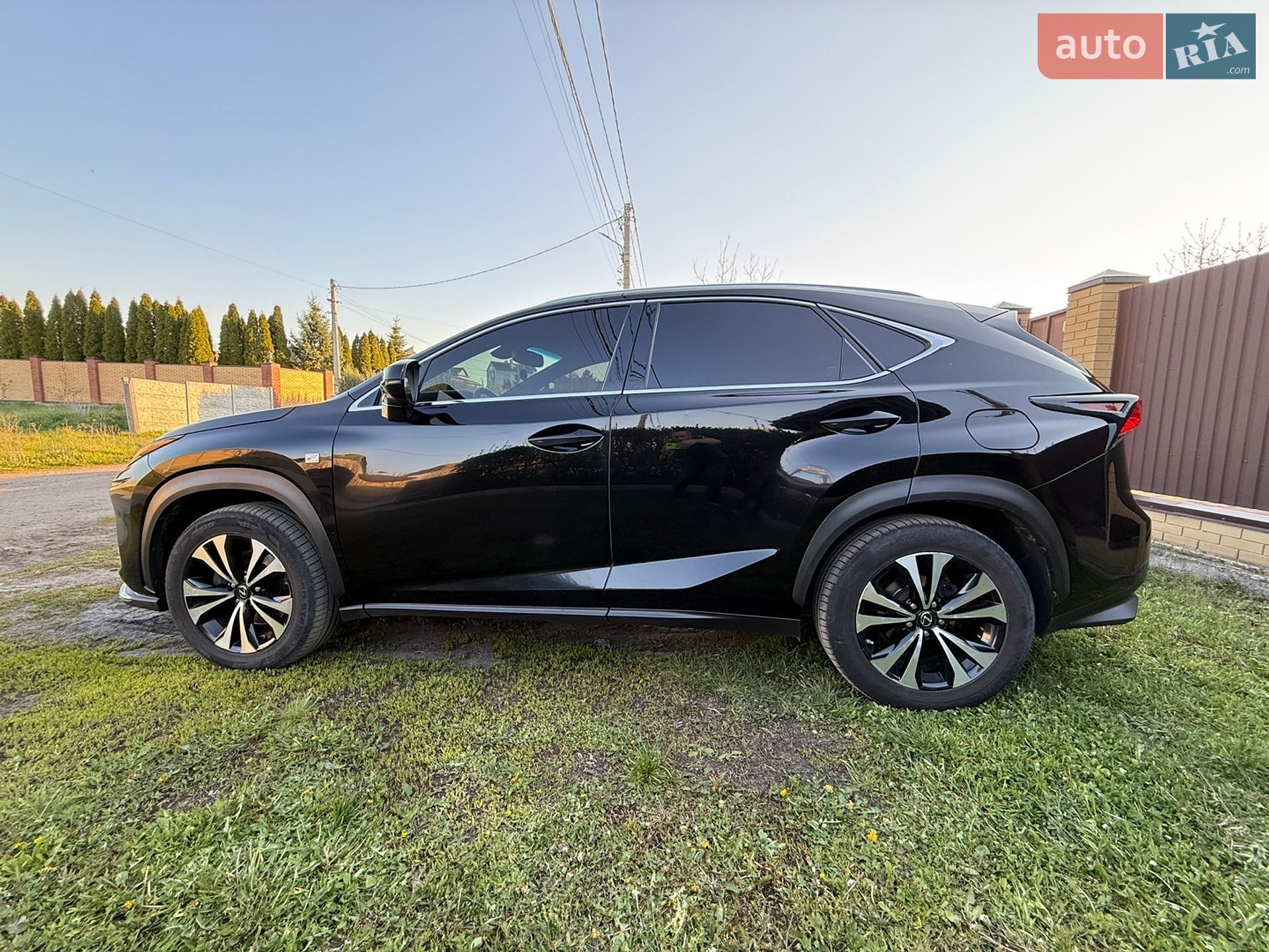 Lexus NX 2018 VIN JTJBARBZ3J2170572 фото оголошення 8 з 38