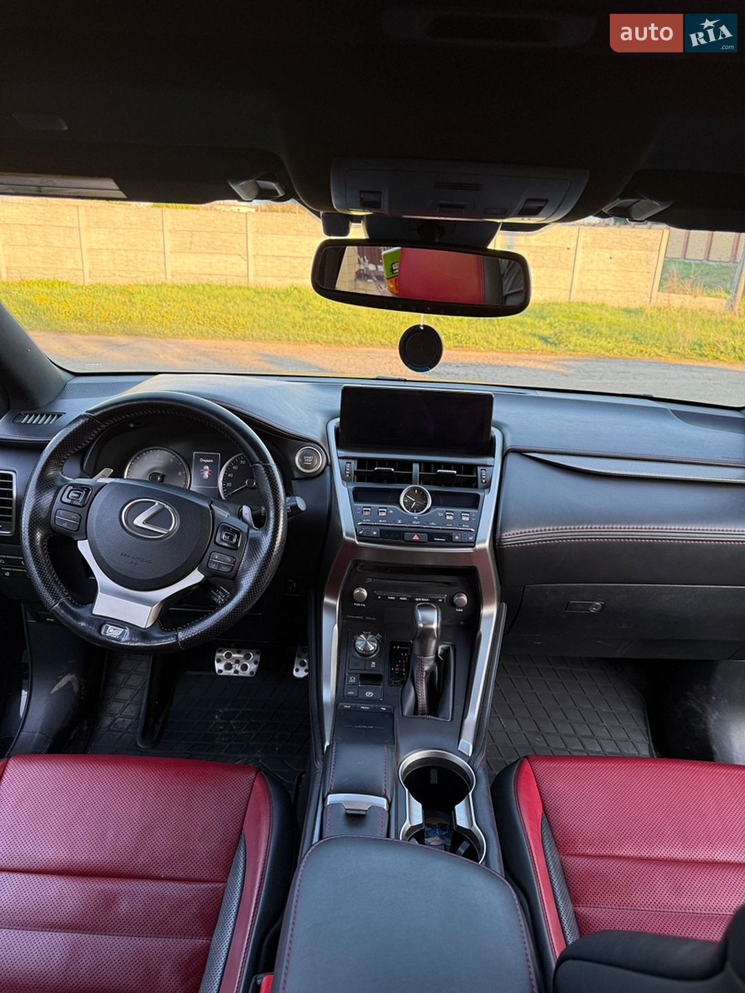 Lexus NX 2018 VIN JTJBARBZ3J2170572 фото оголошення 26 з 38