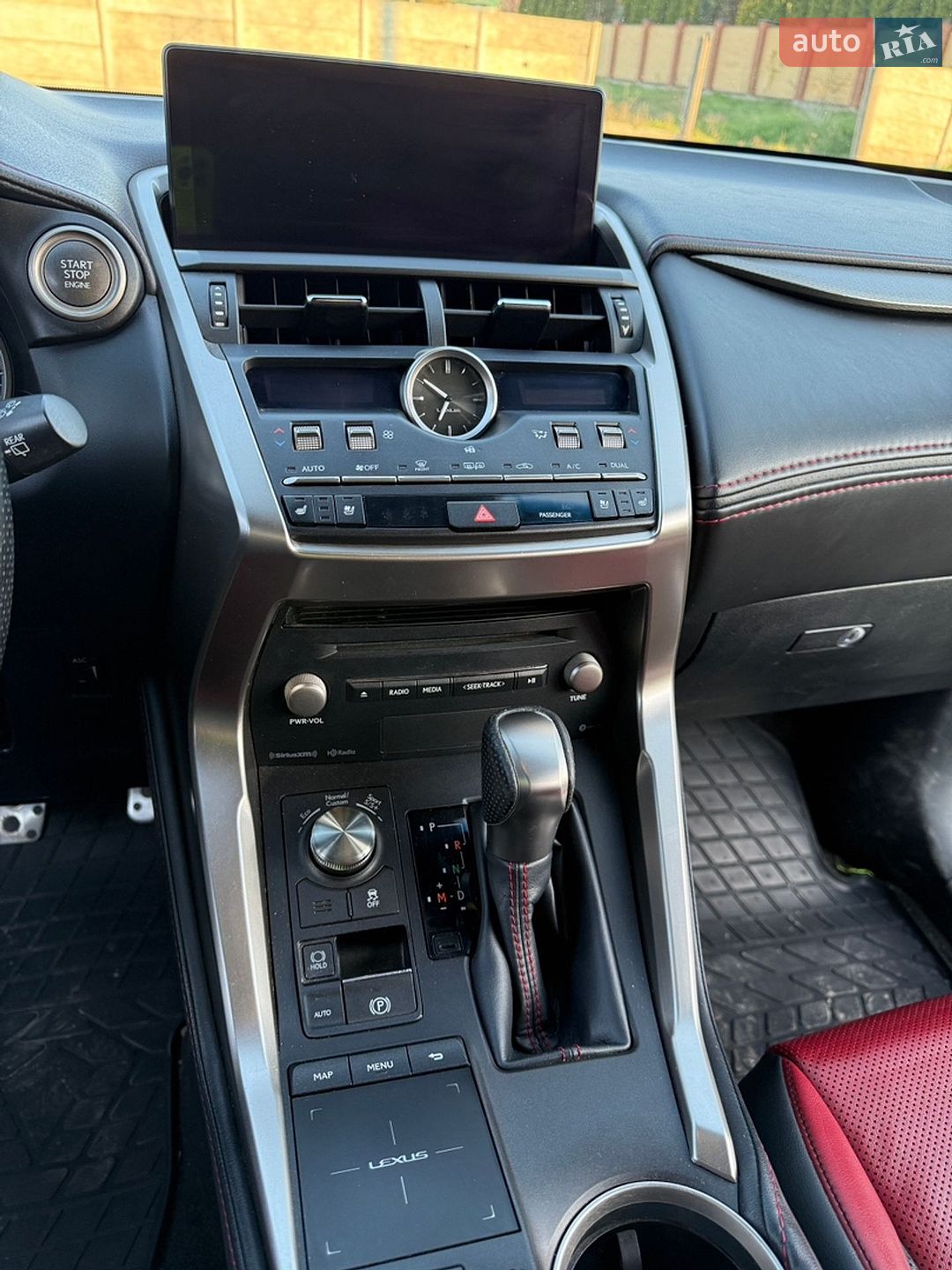 Lexus NX 2018 VIN JTJBARBZ3J2170572 фото оголошення 29 з 38