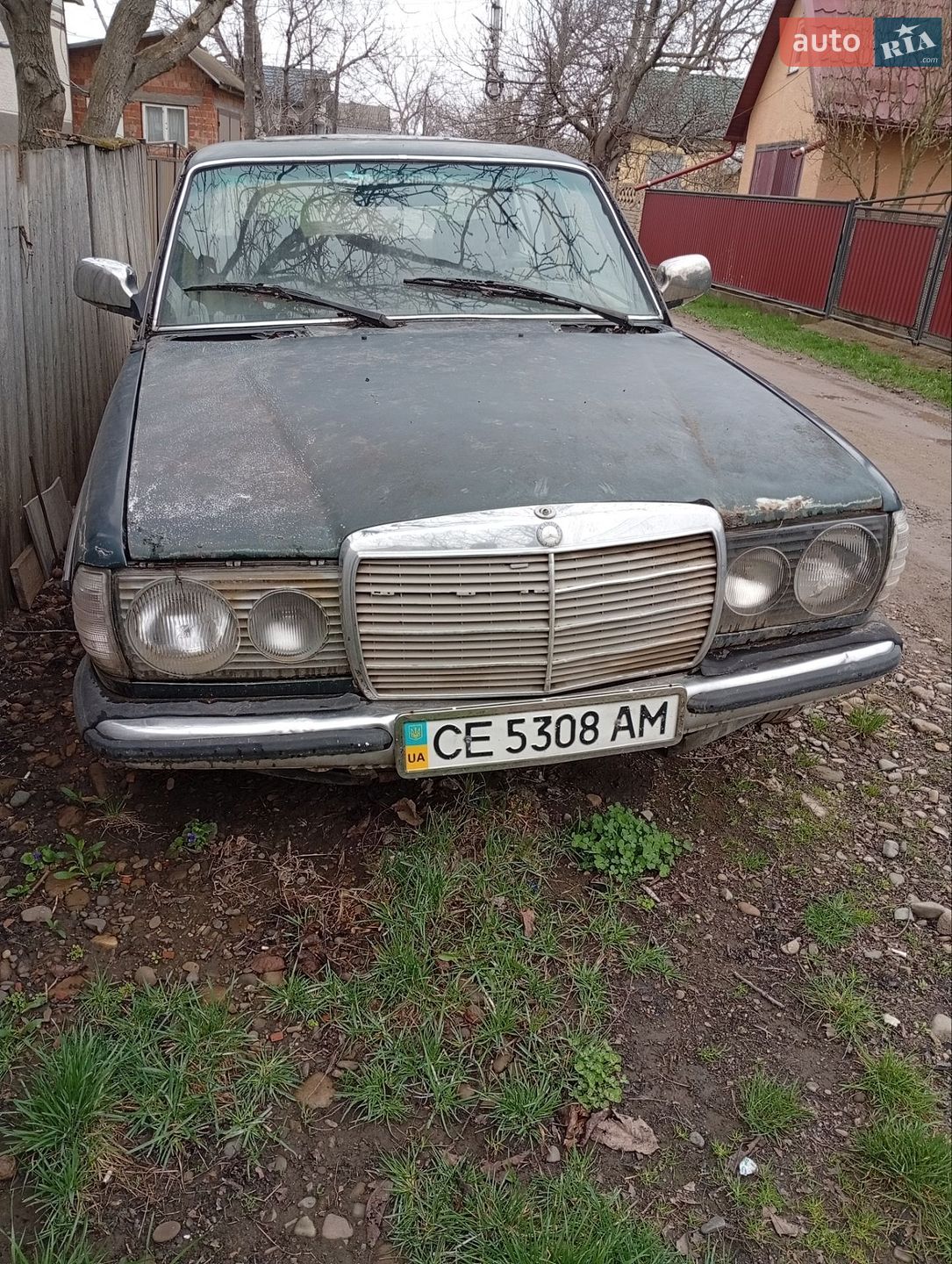 Mercedes-Benz E-Class 1982 VIN WDB12312010315017 фото оголошення 3 з 4