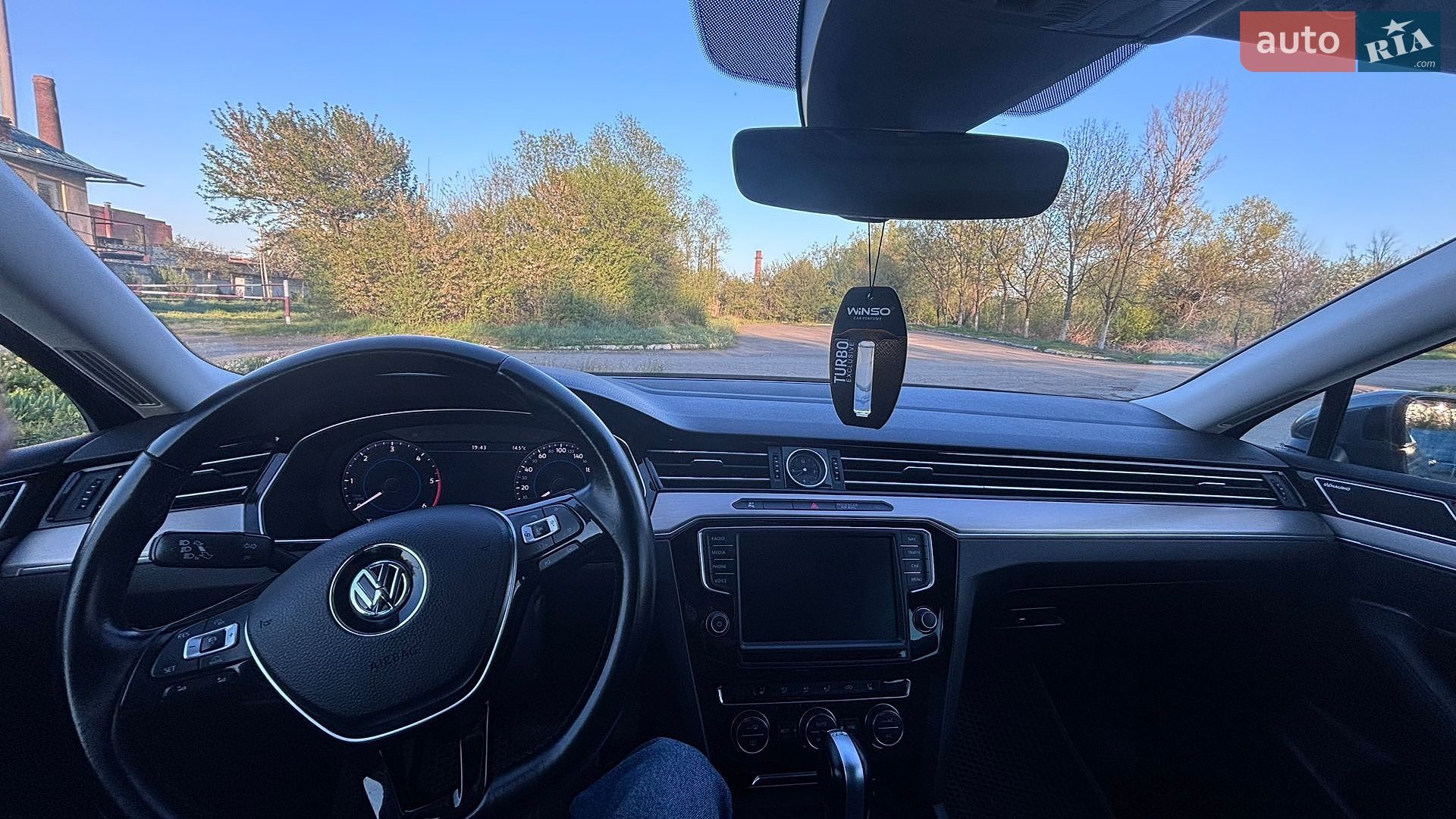 Volkswagen Passat 2017 VIN WVWZZZ3CZHE158065 фото оголошення 14 з 20