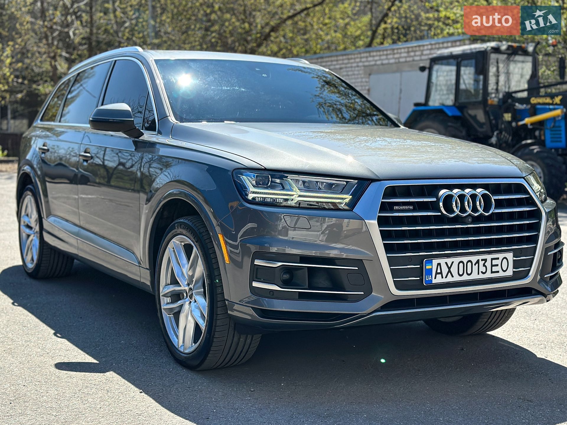 Audi Q7 2017 VIN WA1VAAF76HD057525 фото оголошення 2 з 49