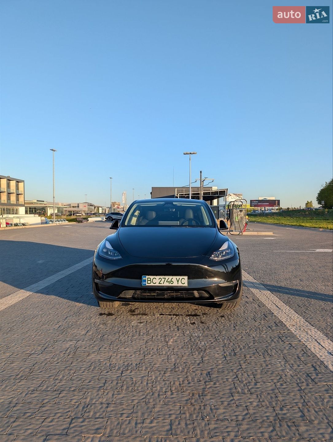 Tesla Model Y 2024 VIN 7SAYGDED9RF055789 фото оголошення 14 з 38