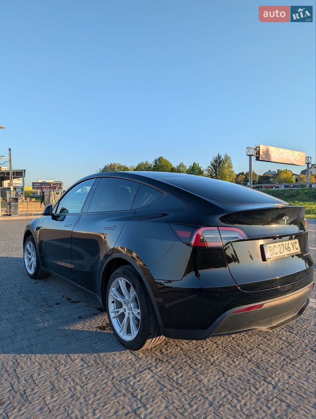 Tesla Model Y 2024 VIN 7SAYGDED9RF055789 фото оголошення 30 з 38