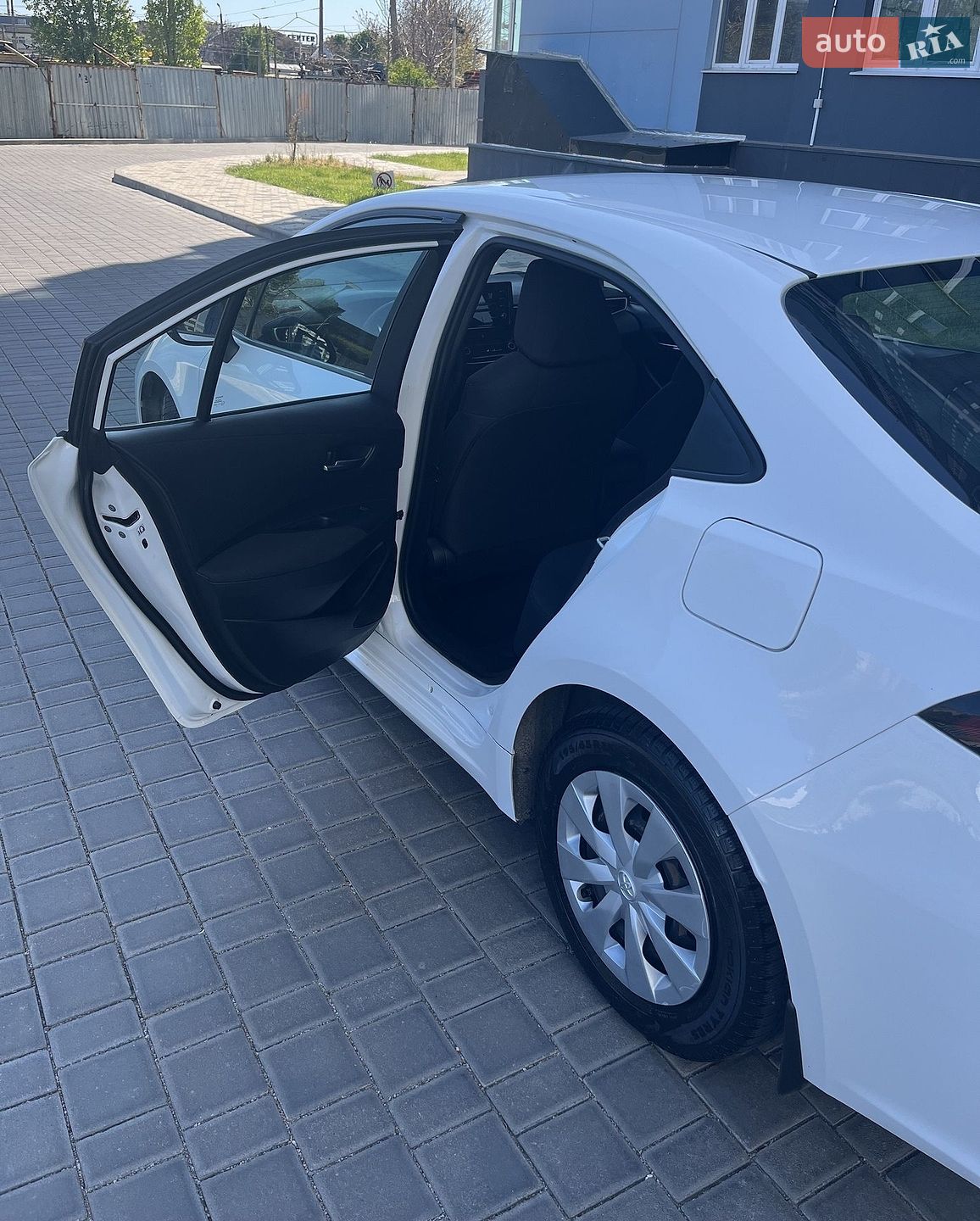 Toyota Corolla 2021 VIN 5YFEPMAE1MP213473 фото оголошення 13 з 31