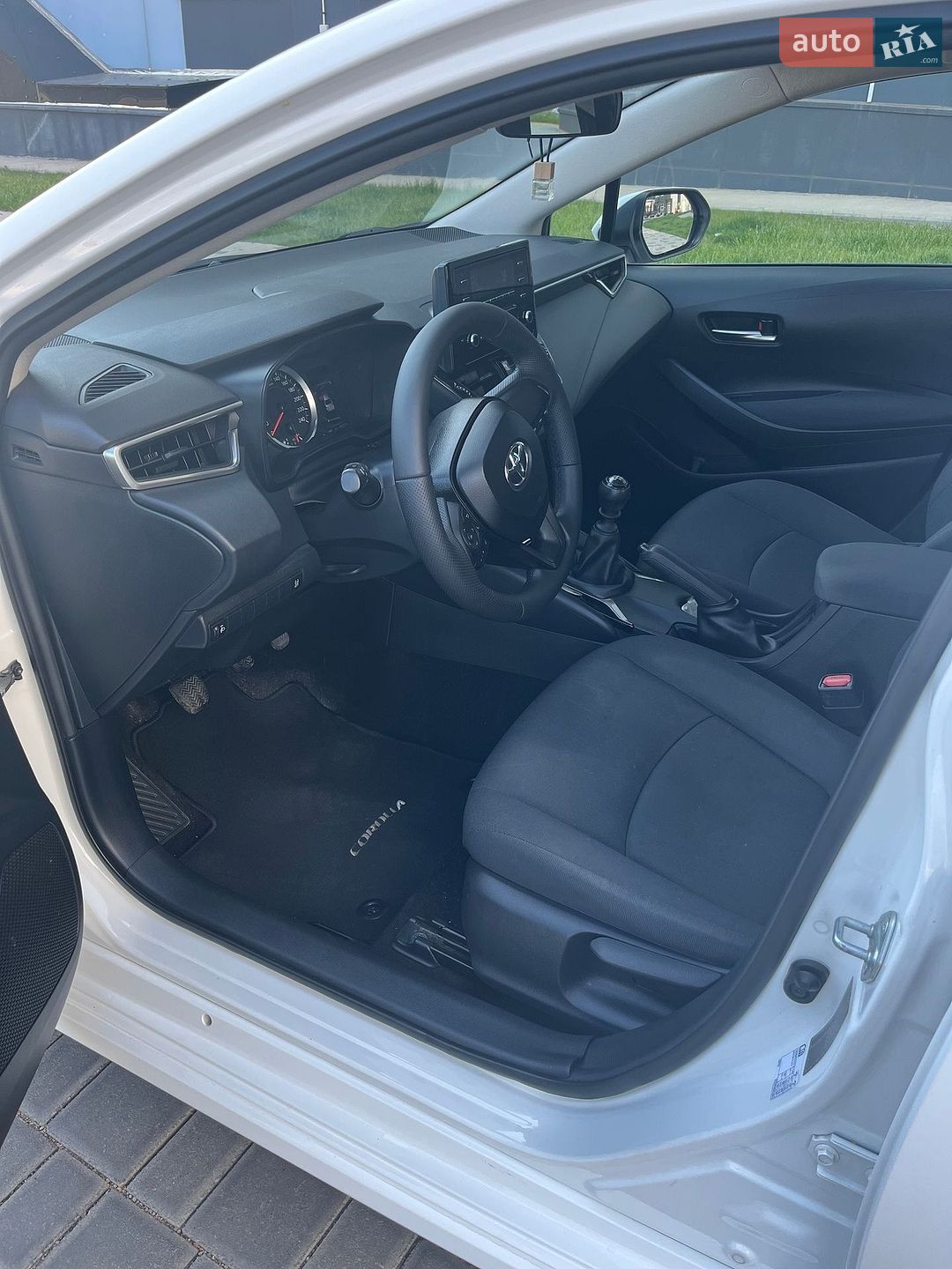 Toyota Corolla 2021 VIN 5YFEPMAE1MP213473 фото оголошення 17 з 31
