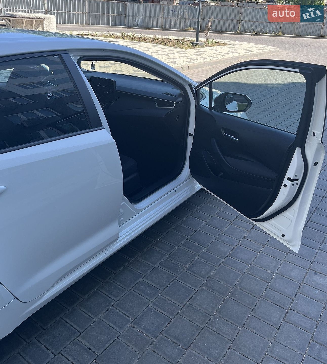 Toyota Corolla 2021 VIN 5YFEPMAE1MP213473 фото оголошення 20 з 31