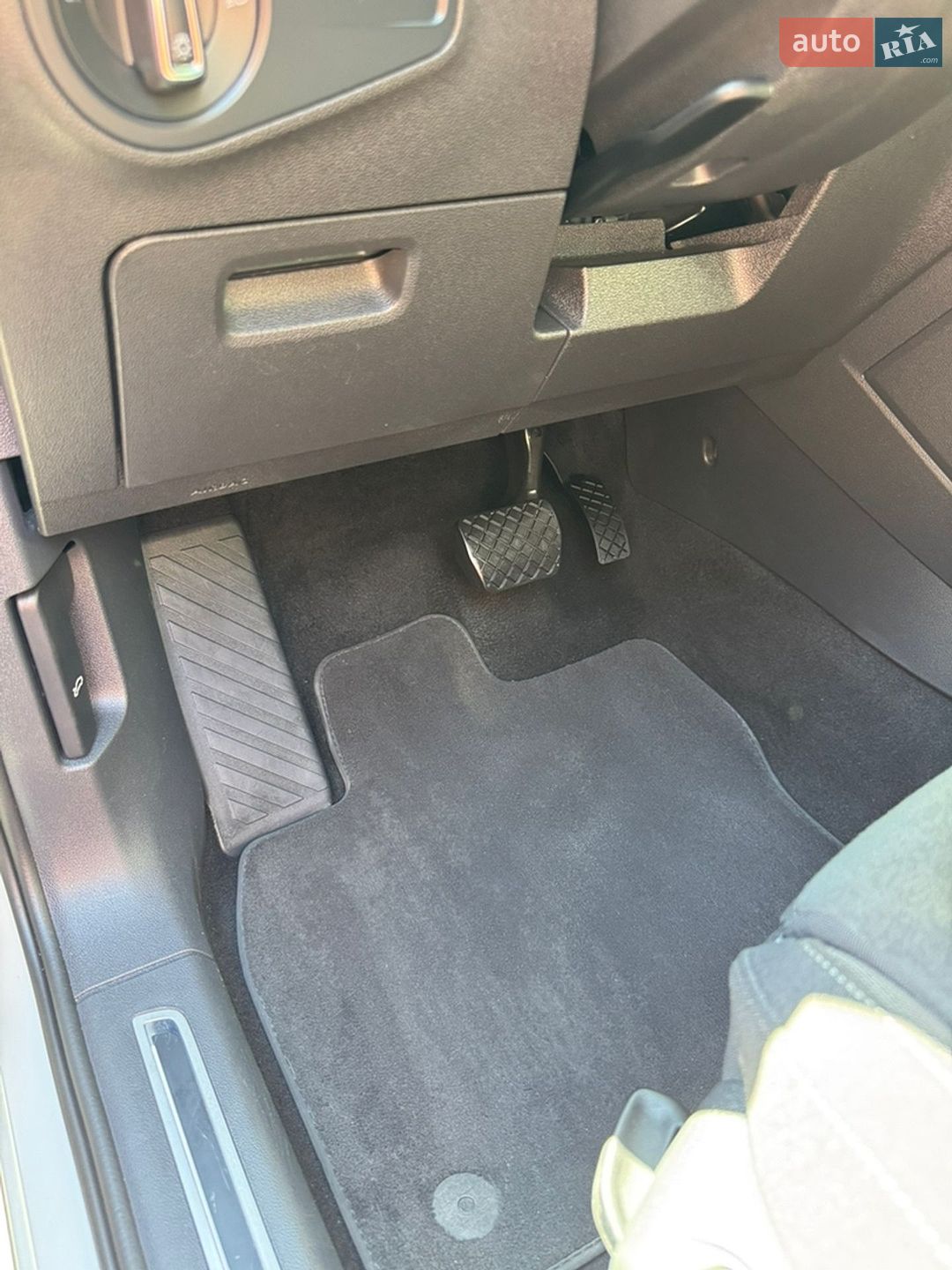 Volkswagen Tiguan 2023 VIN WVGZZZ5N9PW061226 фото оголошення 293 з 361