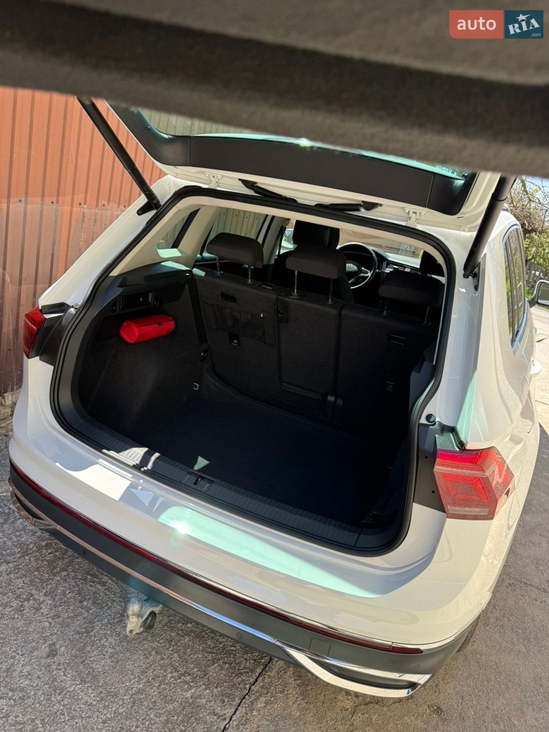 Volkswagen Tiguan 2023 VIN WVGZZZ5N9PW061226 фото оголошення 316 з 361