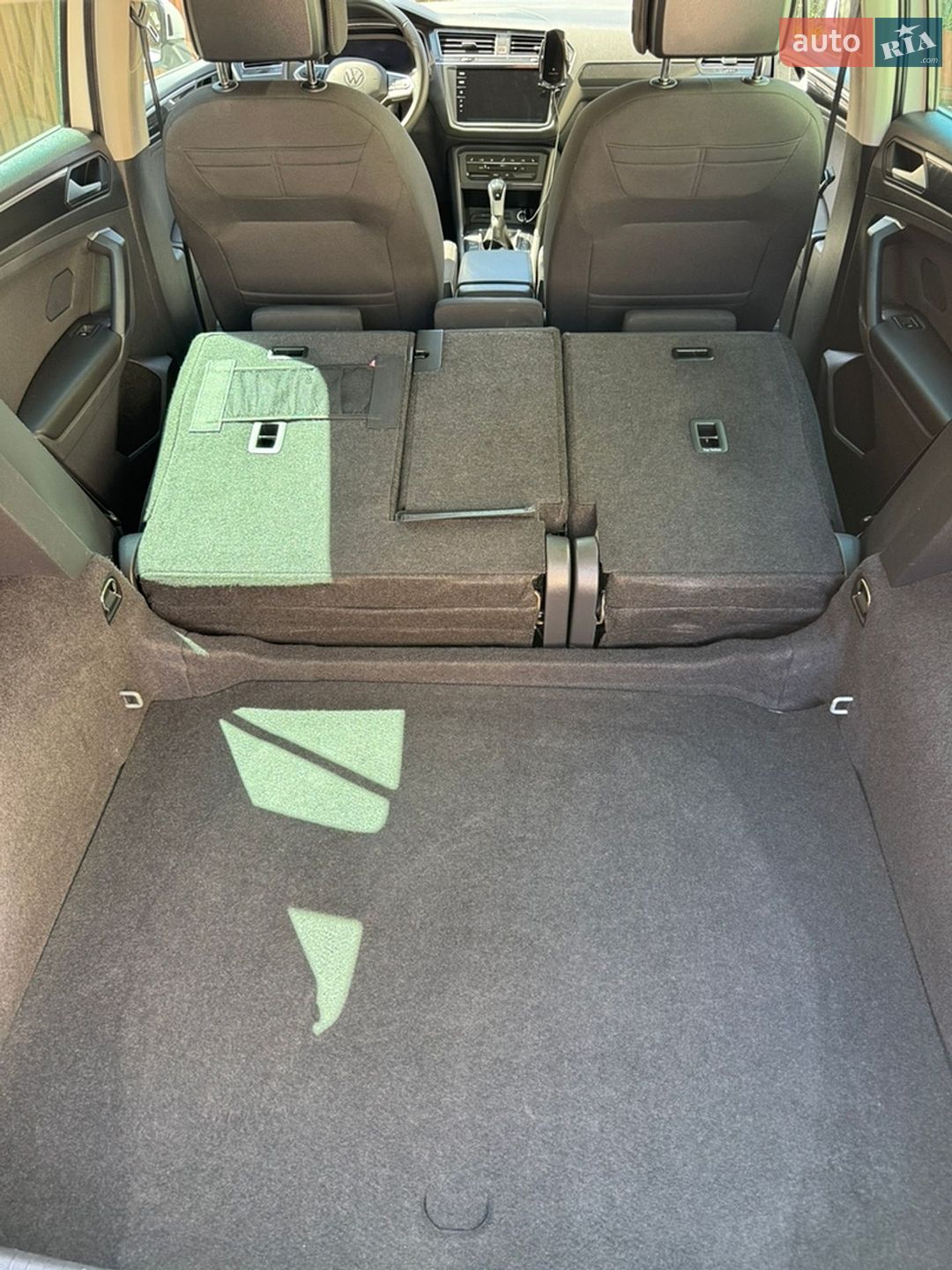 Volkswagen Tiguan 2023 VIN WVGZZZ5N9PW061226 фото оголошення 318 з 361