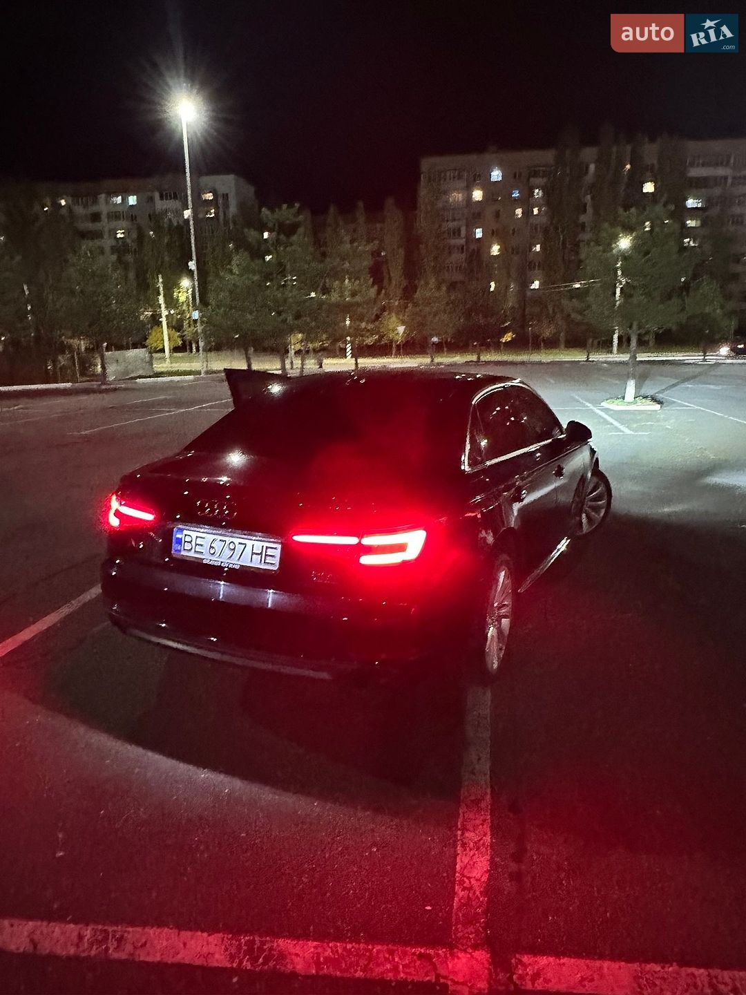 Audi A4 2016 VIN WAUDNAF41HN052199 фото оголошення 3 з 13