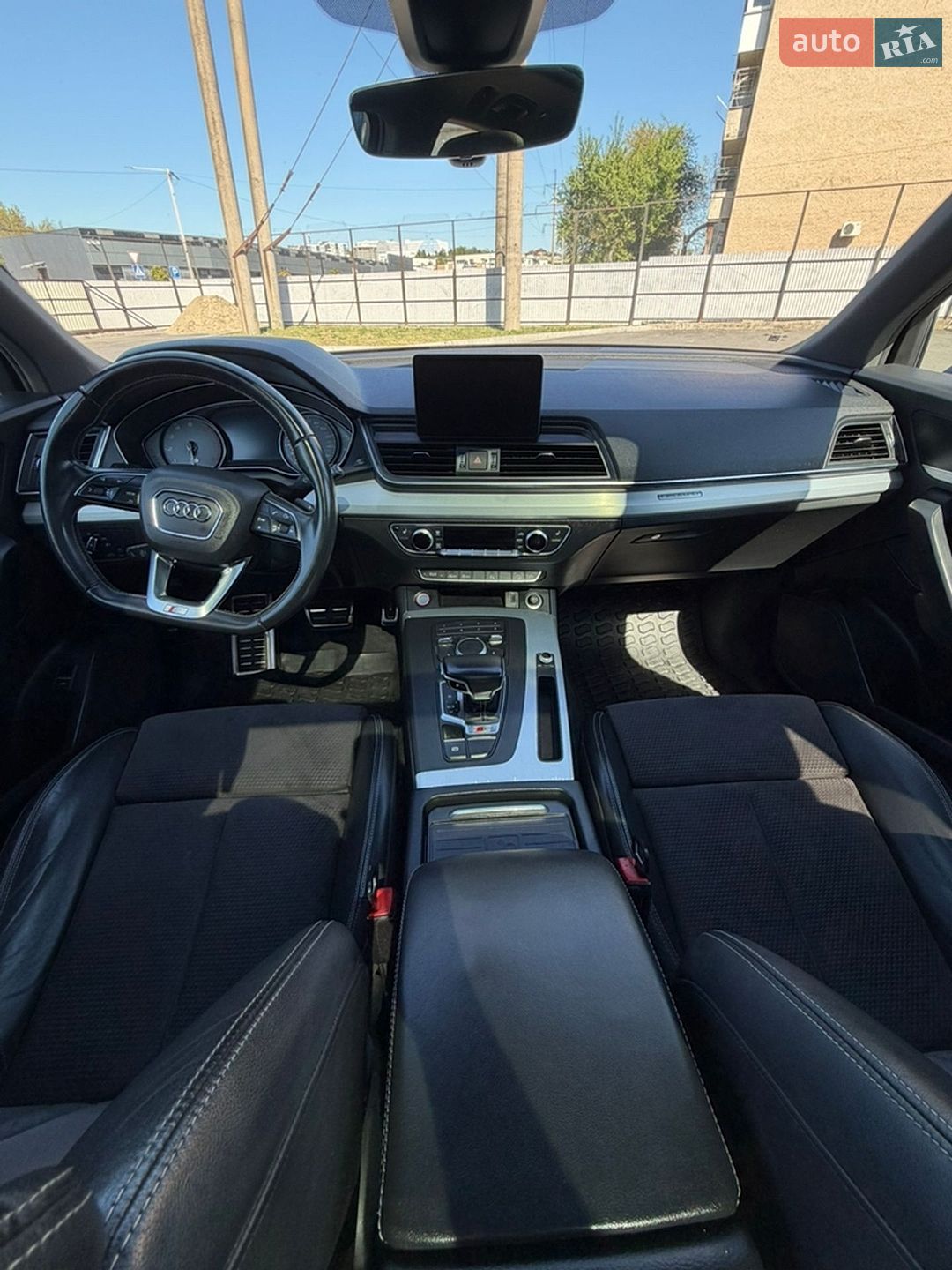 Audi SQ5 2019 VIN WA1A4AFY0L2012616 фото оголошення 13 з 23