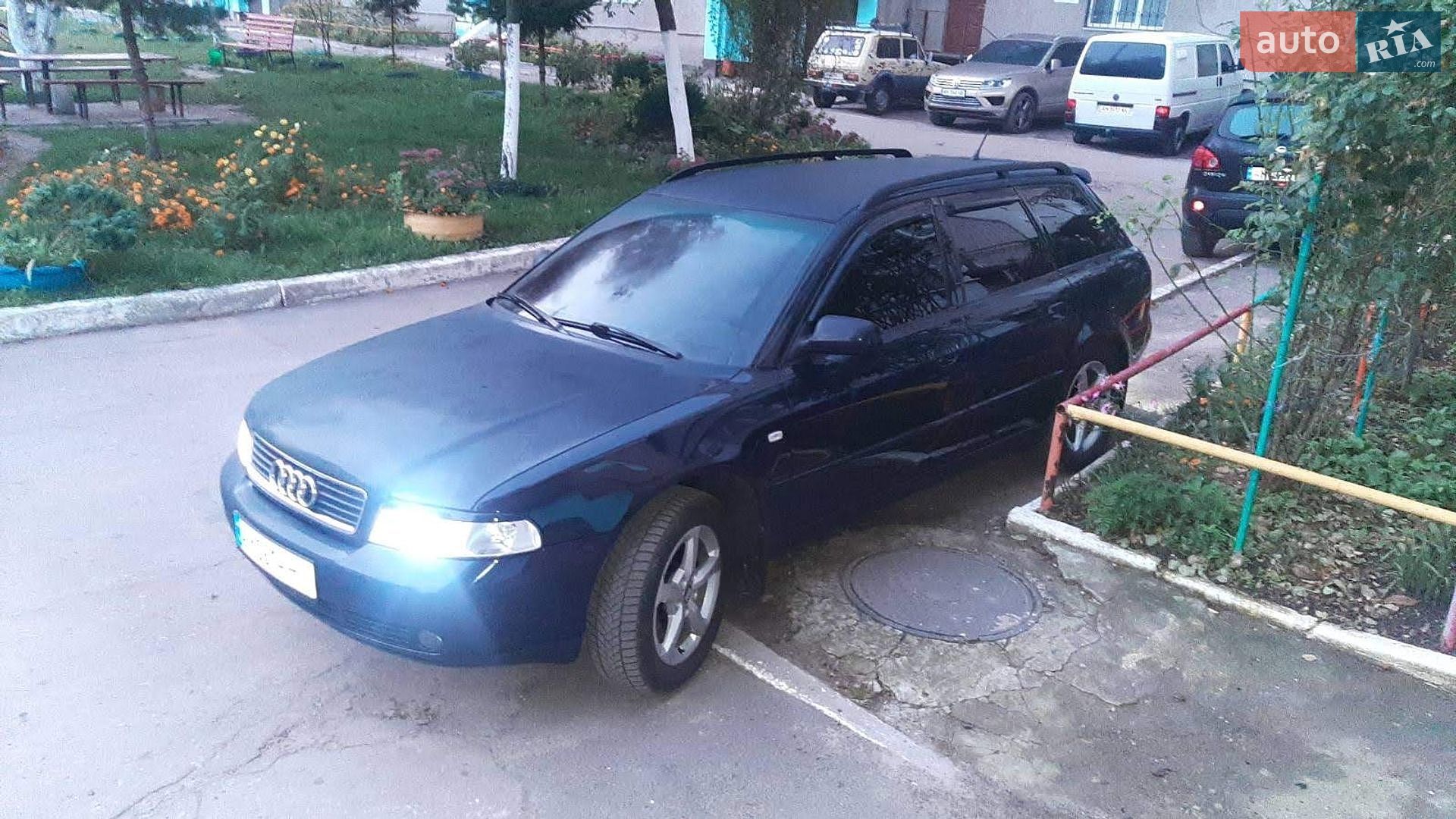 Audi A4 1999 VIN WAUZZZ8DZXA250309 фото оголошення 17 з 65