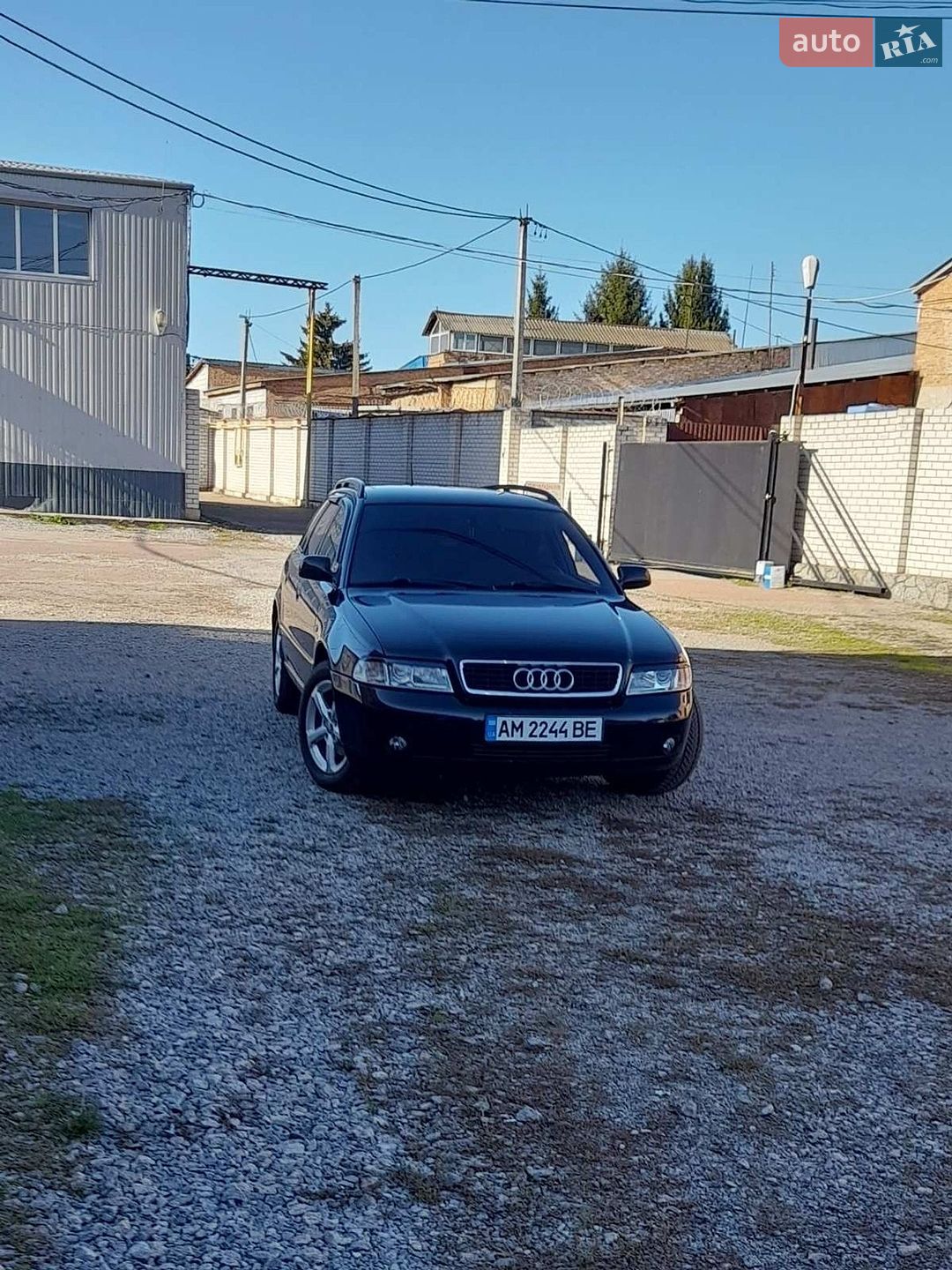 Audi A4 1999 VIN WAUZZZ8DZXA250309 фото оголошення 2 з 65