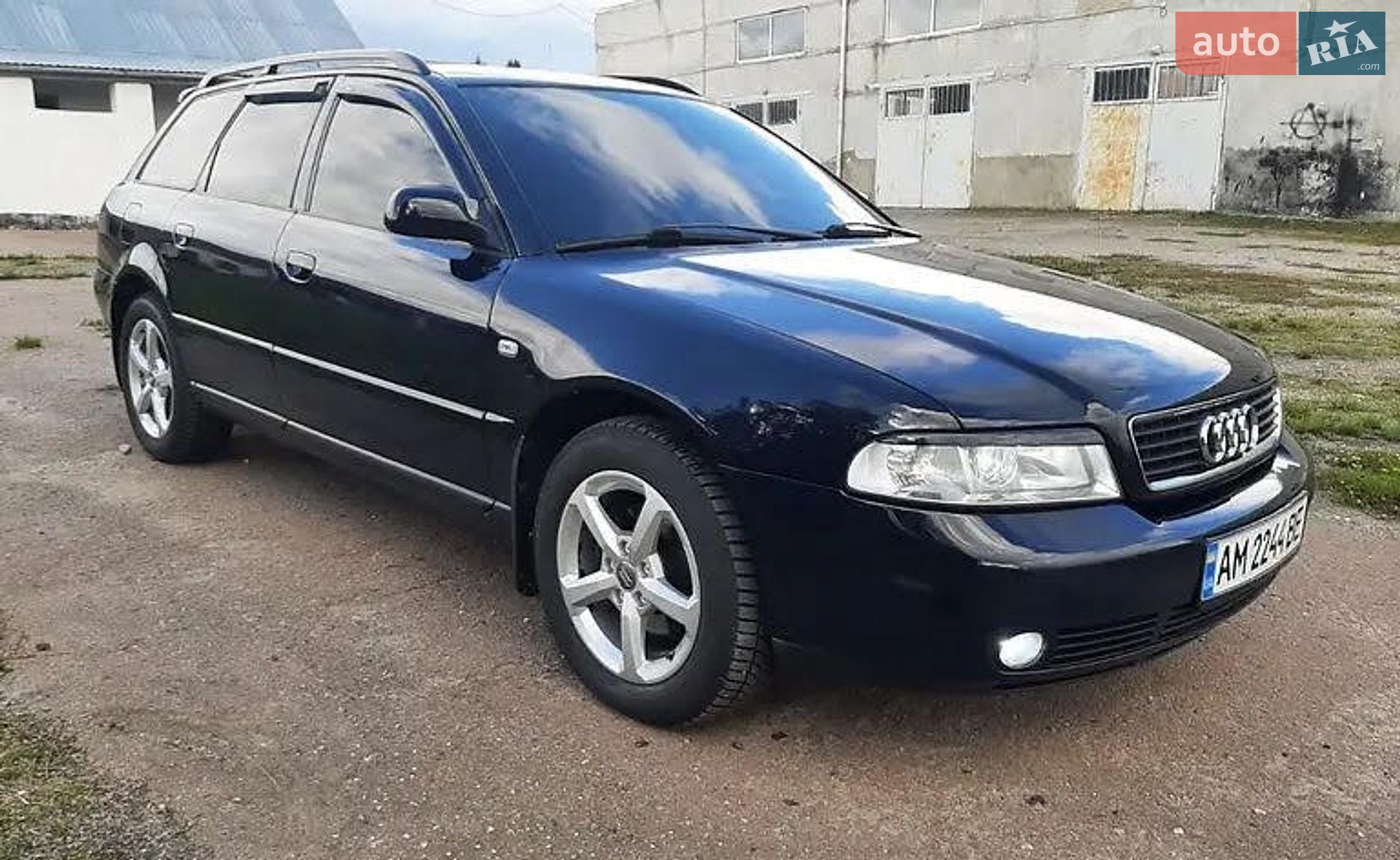 Audi A4 1999 VIN WAUZZZ8DZXA250309 фото оголошення 24 з 65