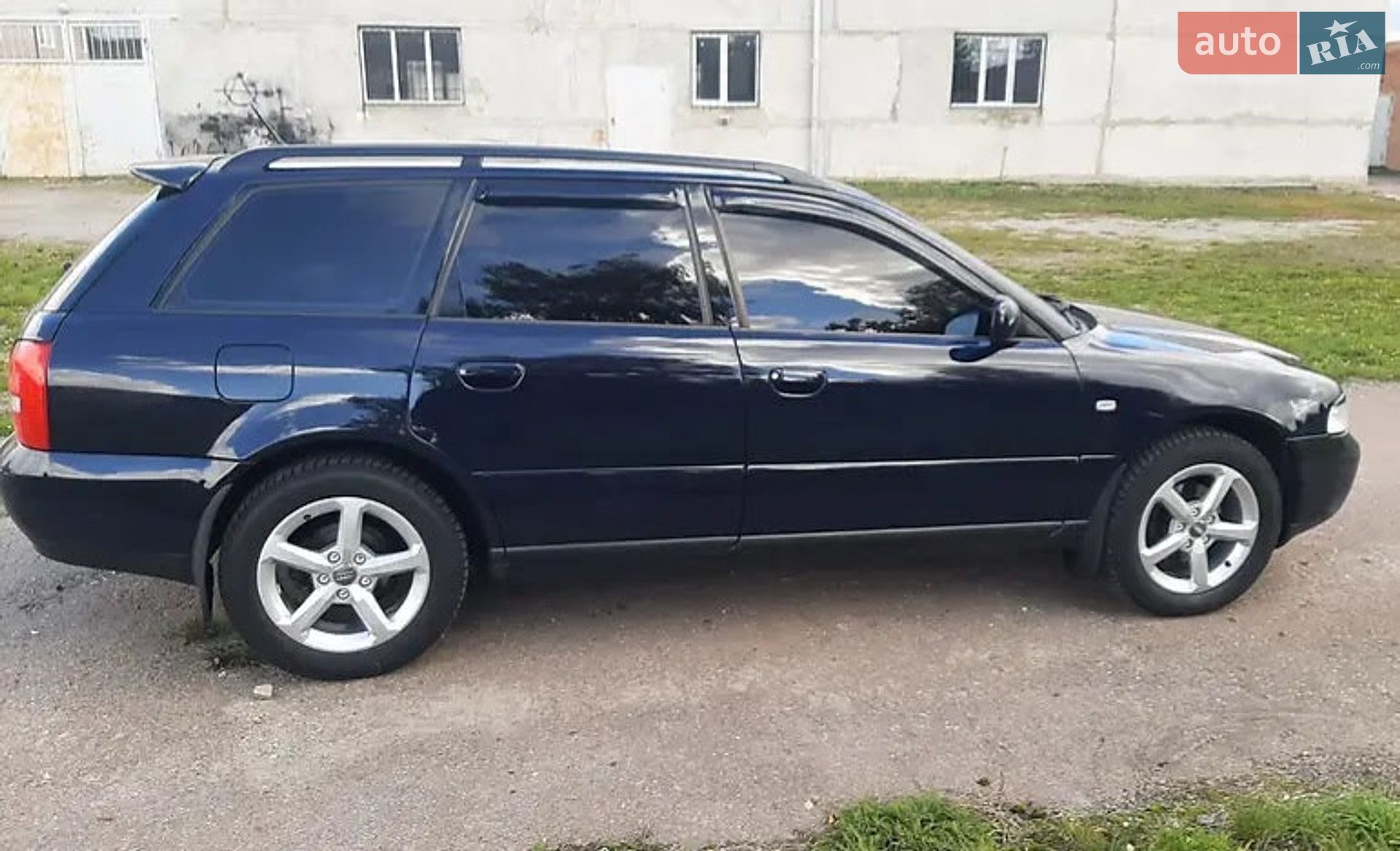Audi A4 1999 VIN WAUZZZ8DZXA250309 фото оголошення 27 з 65