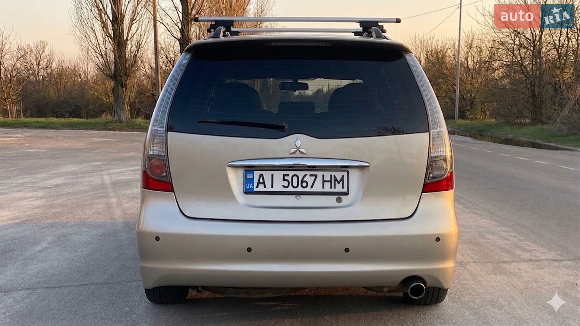 Mitsubishi Grandis 2007 VIN JMBLRNA4W7X000751 фото оголошення 2 з 16
