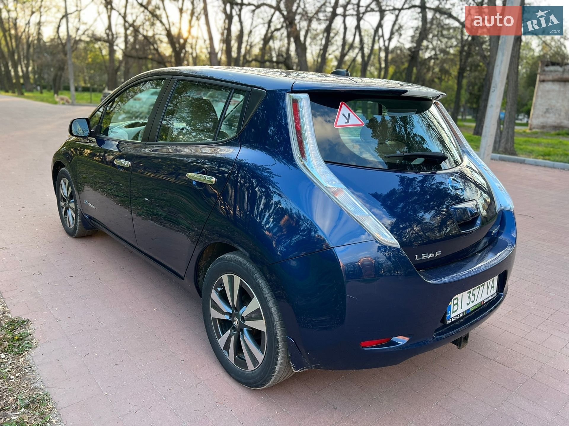 Nissan Leaf 2016 VIN 1N4BZ0CP9HC302717 фото оголошення 8 з 19