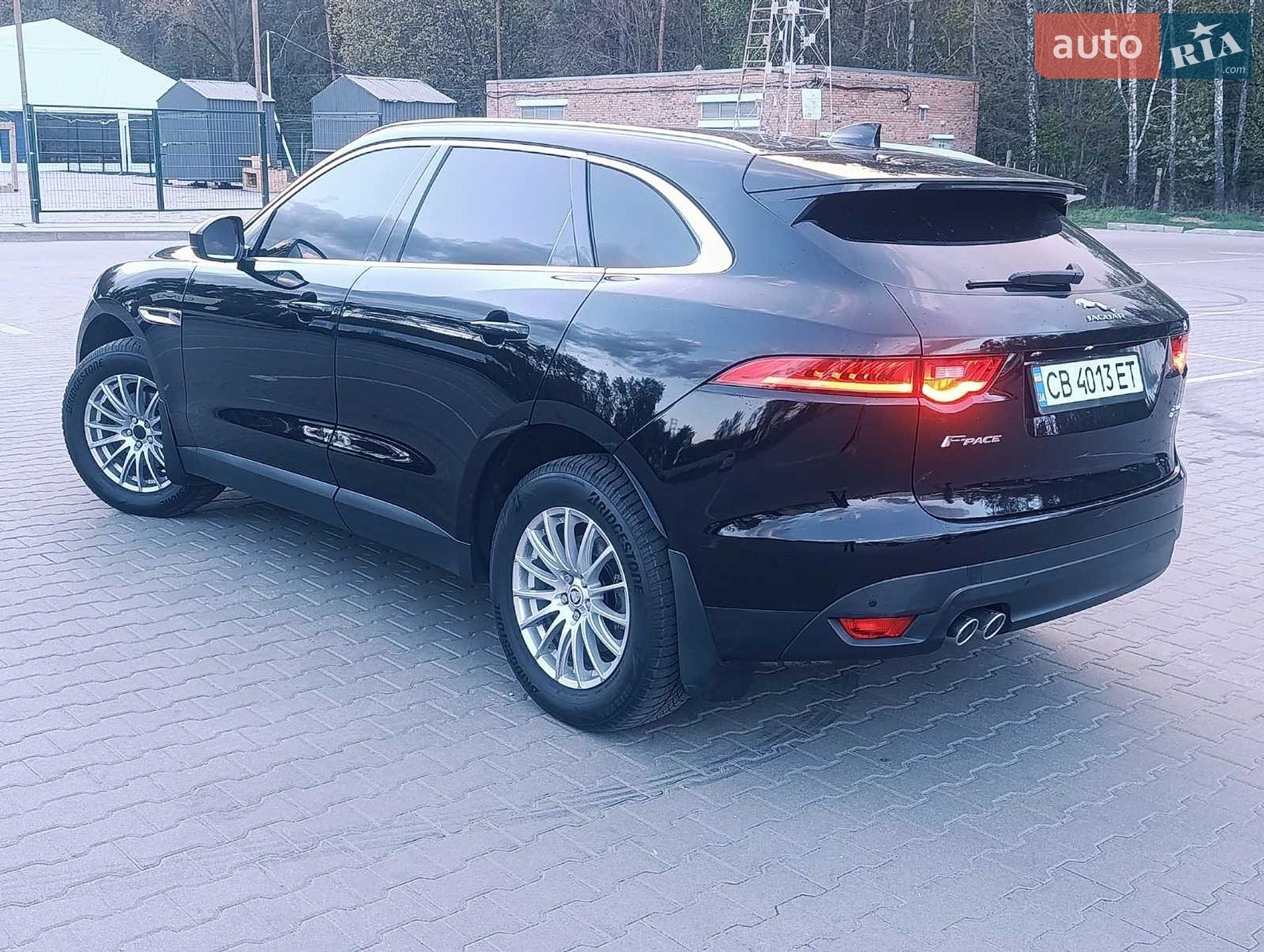 Jaguar F-Pace 2016 VIN SADCA2BN7HA068370 фото оголошення 2 з 35