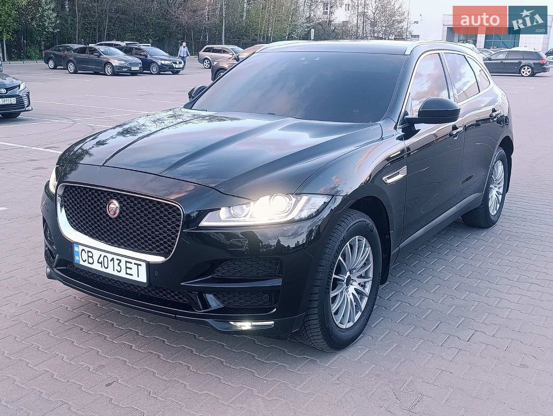 Jaguar F-Pace 2016 VIN SADCA2BN7HA068370 фото оголошення 4 з 35