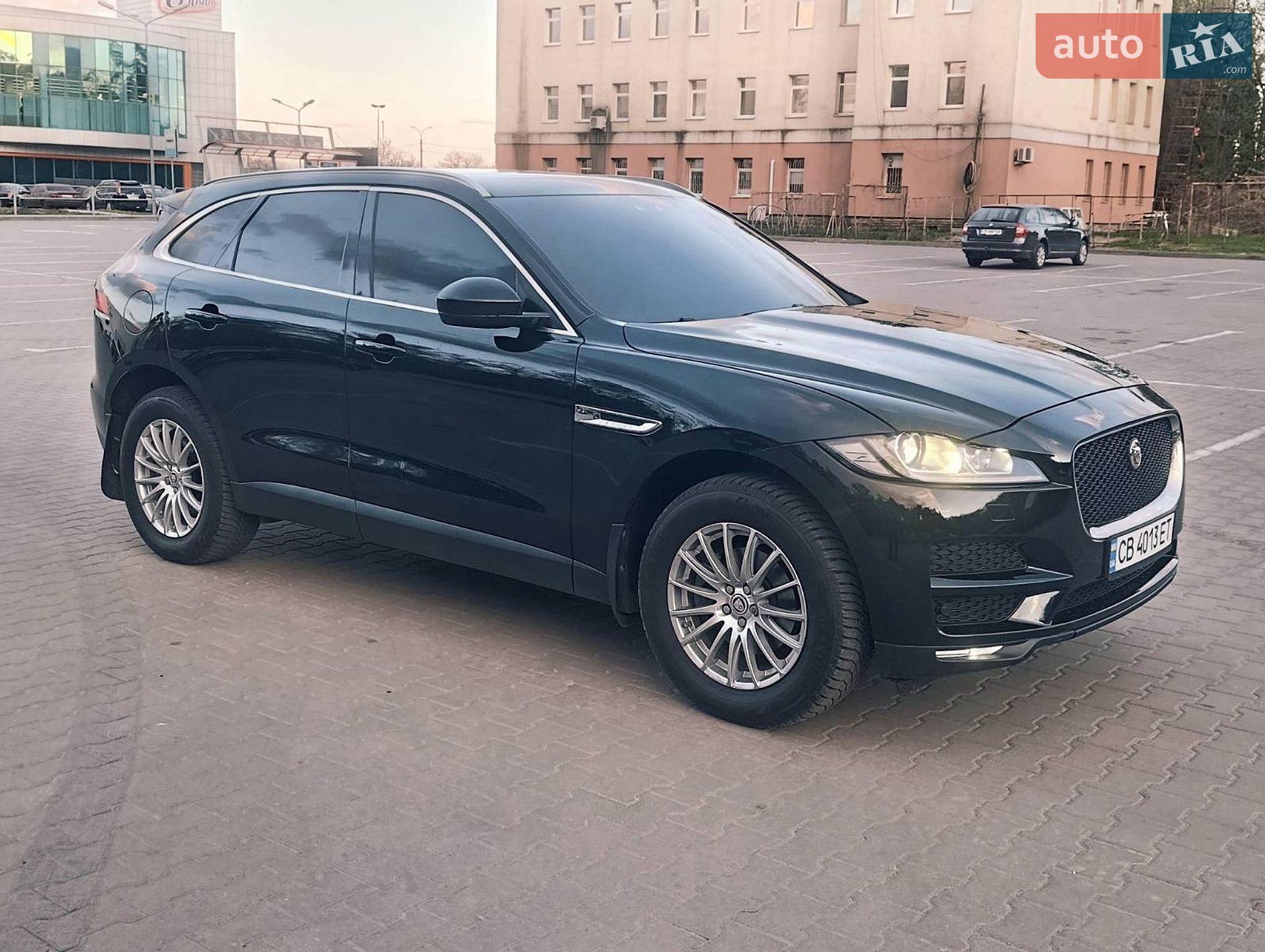 Jaguar F-Pace 2016 VIN SADCA2BN7HA068370 фото оголошення 7 з 35