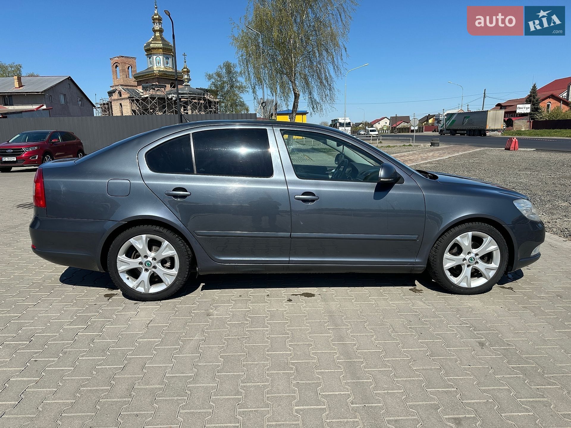 Skoda Octavia 2010 VIN TMBBT61Z0A2123772 фото оголошення 4 з 29