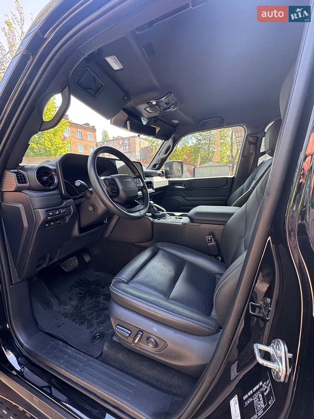Toyota Land Cruiser Prado 2024 VIN JTEAR3AJ105005774 фото оголошення 5 з 13