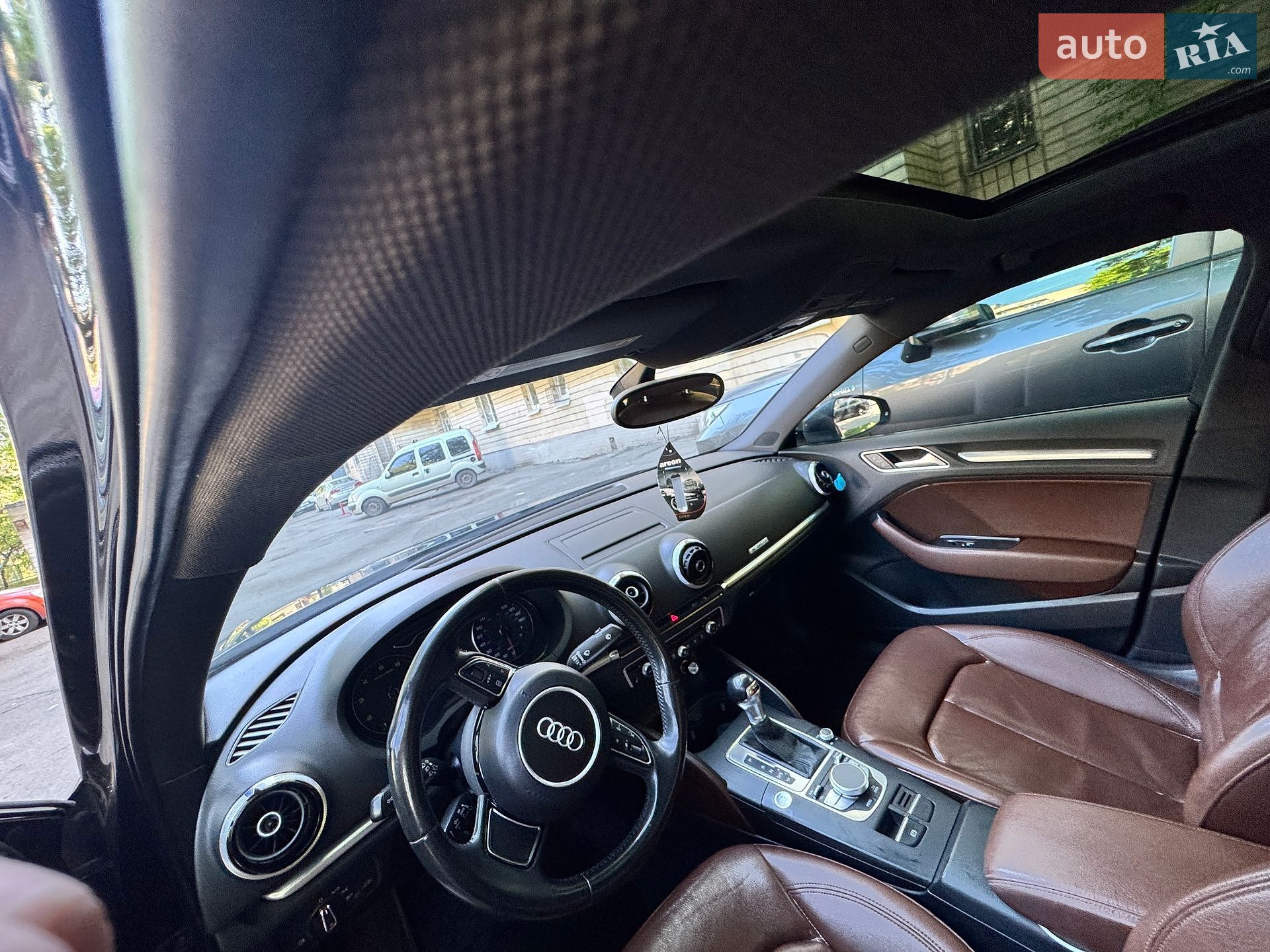 Audi A3 2015 VIN WAUEFGFF1F1033582 фото оголошення 15 з 16