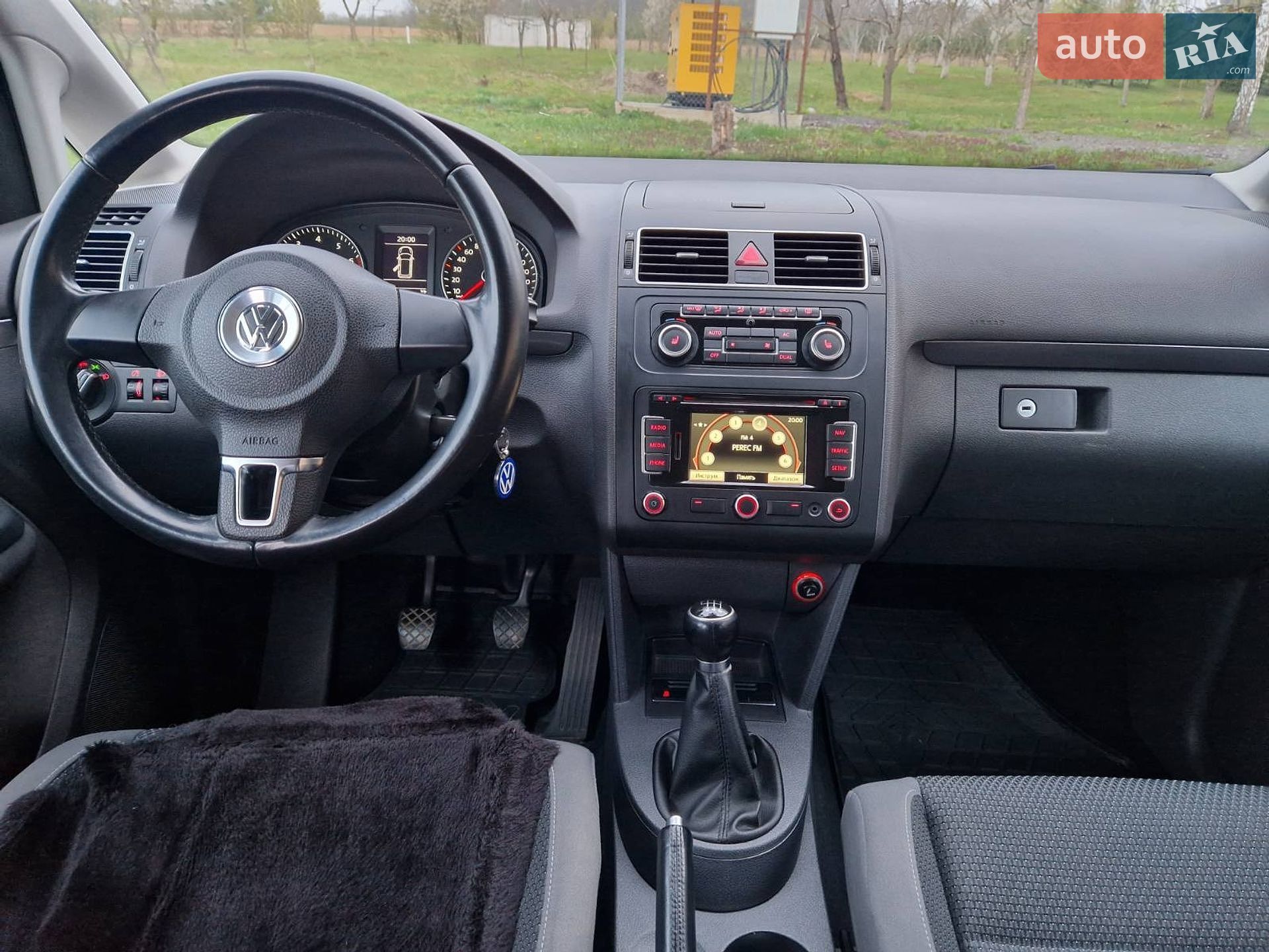 Volkswagen Touran 2011 VIN WVGZZZ1TZCW049231 фото оголошення 12 з 25