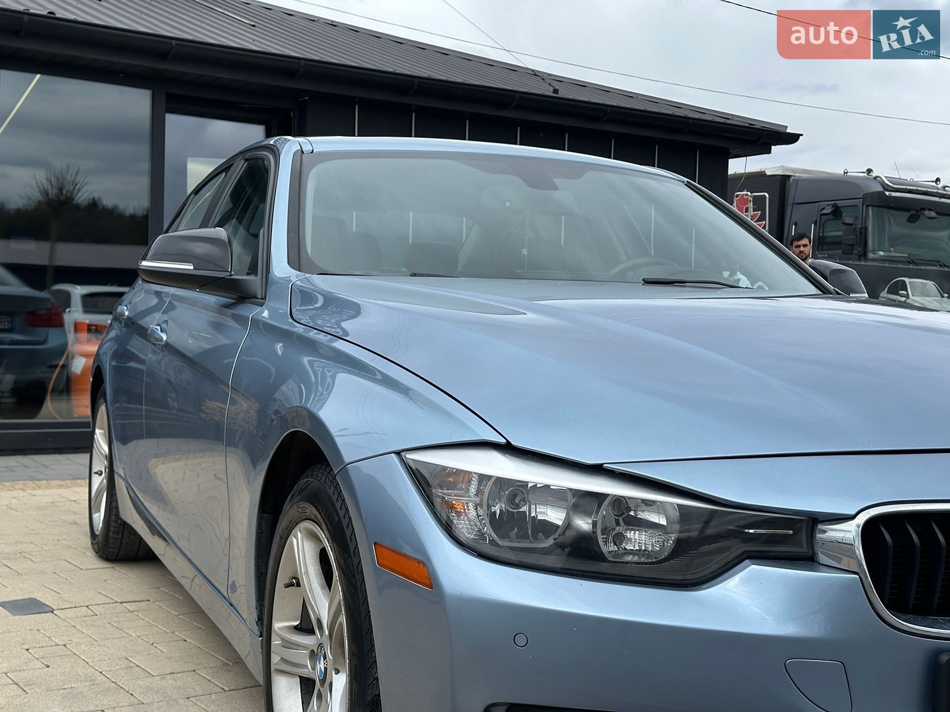 BMW 3 Series 2014 VIN WBA3B5G58FNS14202 фото оголошення 10 з 33