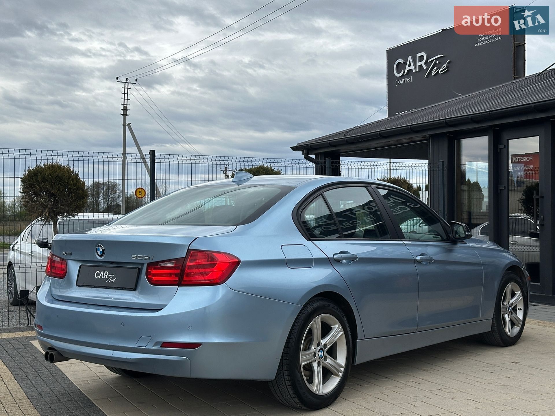 BMW 3 Series 2014 VIN WBA3B5G58FNS14202 фото оголошення 27 з 33