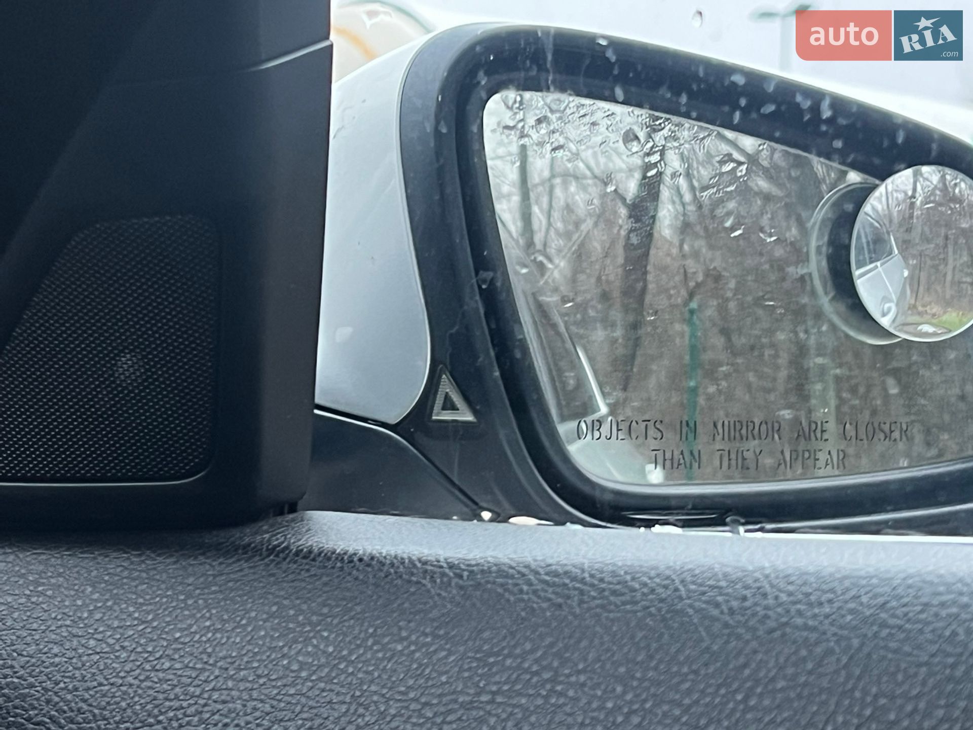 BMW 5 Series 2012 VIN WBAFU7C58CDU64369 фото оголошення 4 з 26