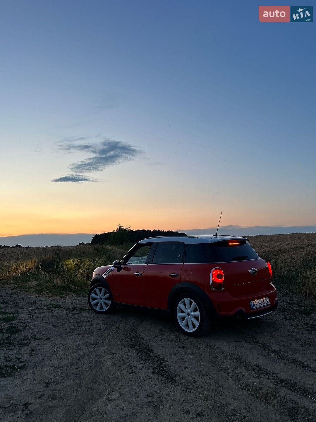 Mini Countryman 2010 VIN WMWZC51030WK63300 фото оголошення 17 з 26