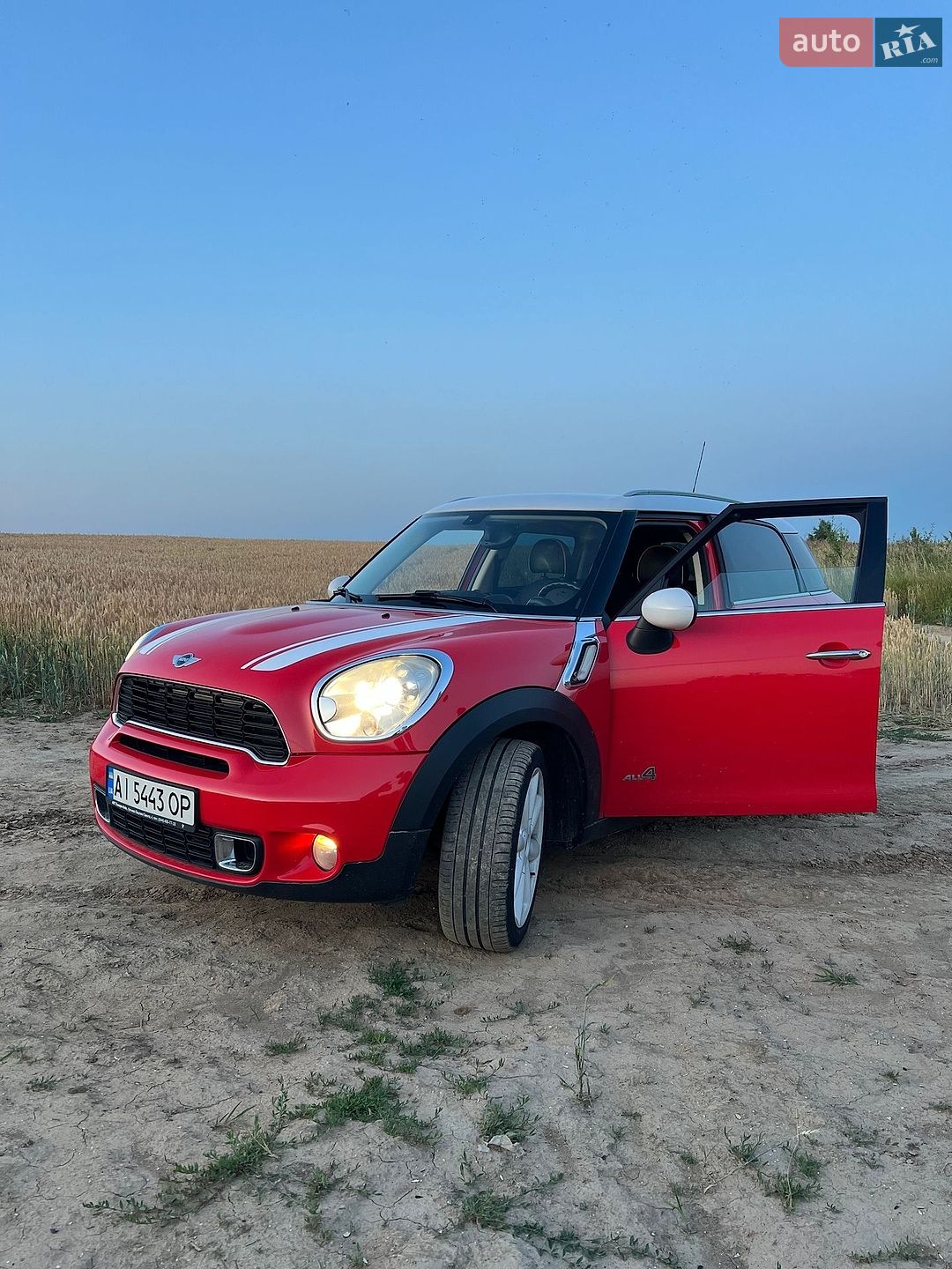 Mini Countryman 2010 VIN WMWZC51030WK63300 фото оголошення 16 з 26